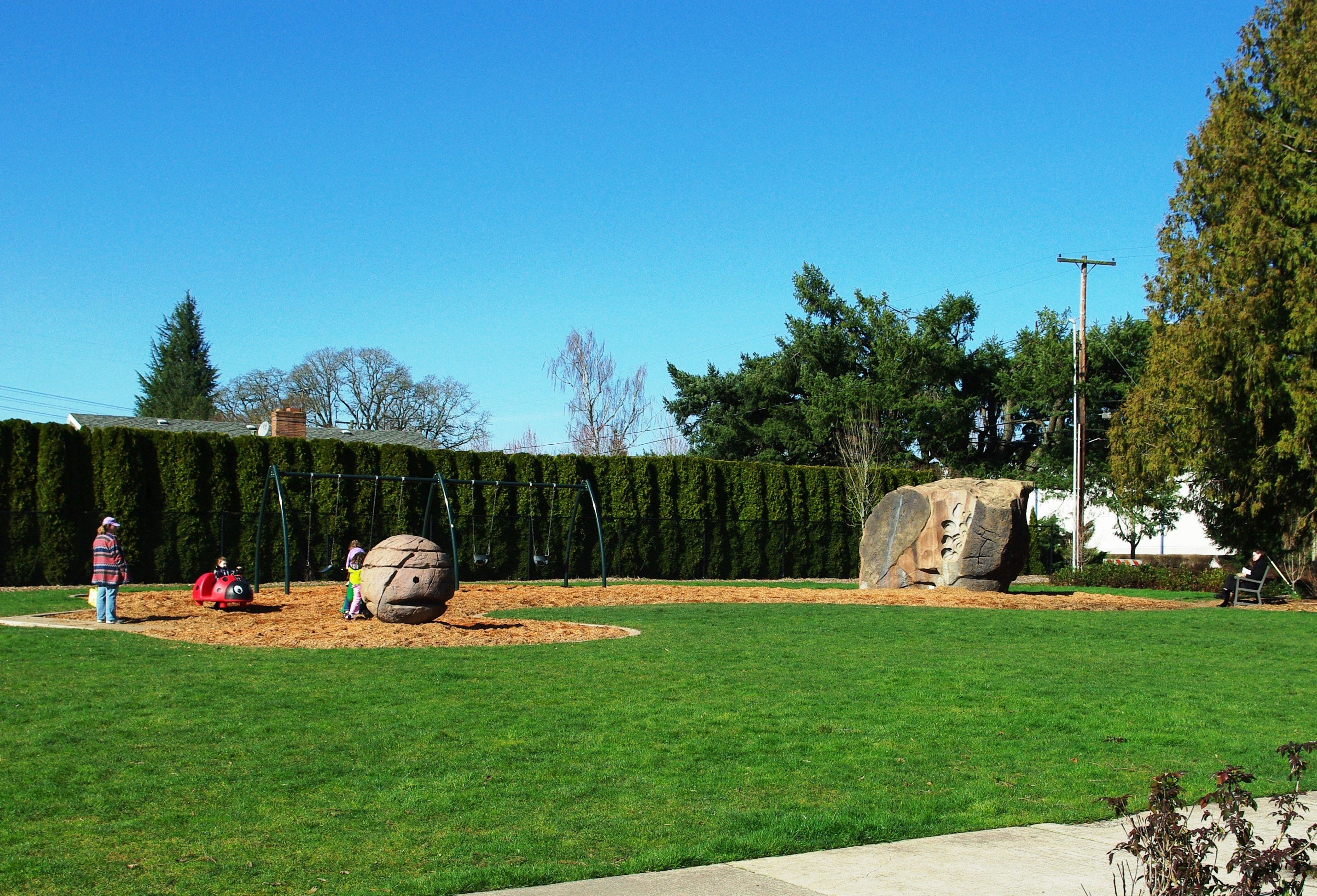 Orchard_Park_playground_-_Hillsboro__Oregon.JPG