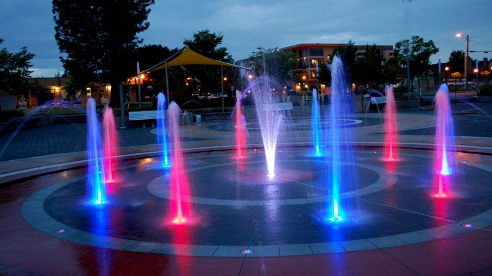 Gallery-Night-Lights-Fountain-Arts-Plaza.jpg