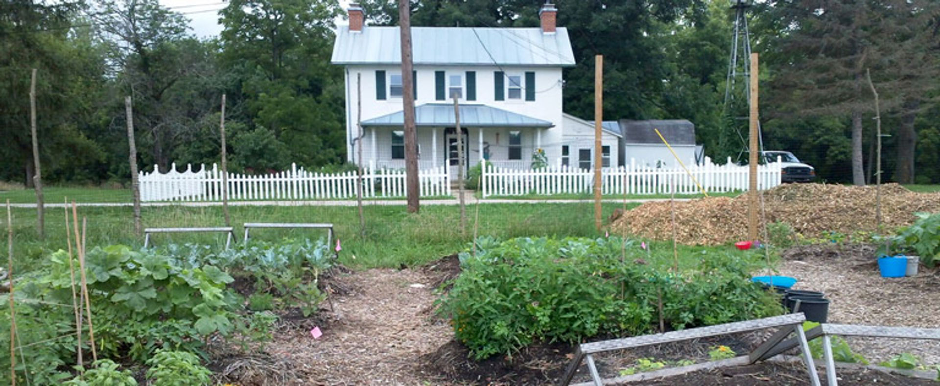 places-possum-creek-food-farm-header.jpg