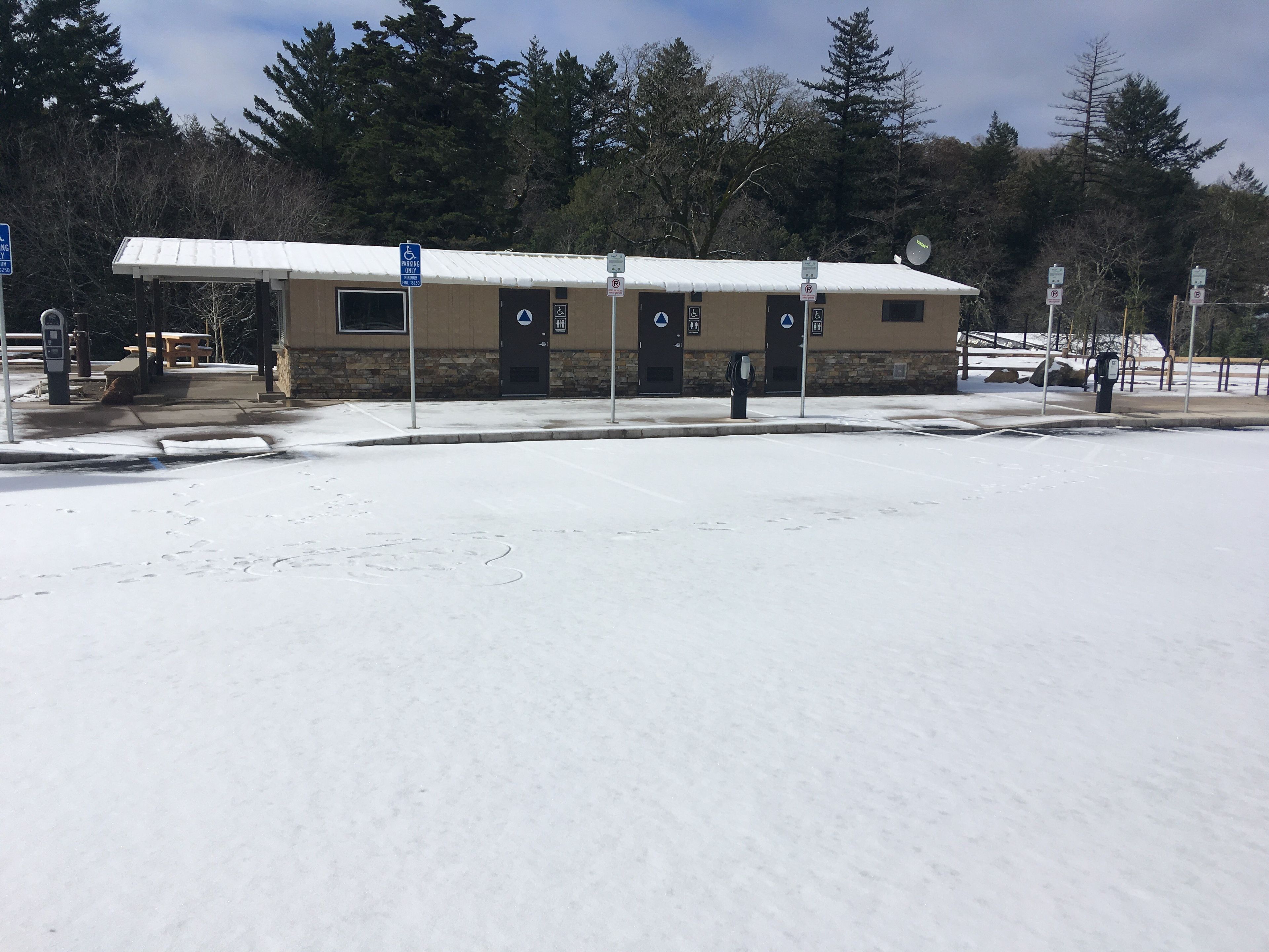 20190201_lChavez_Bathrooms_snow.jpg