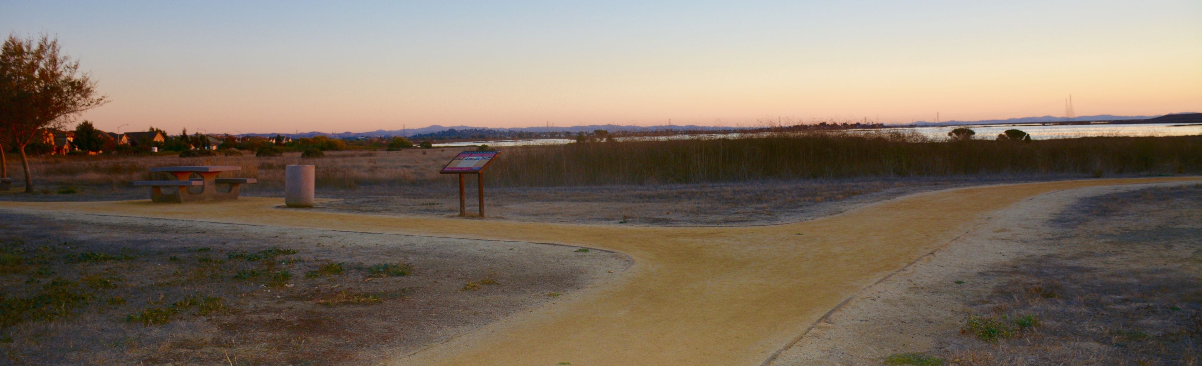 Parking_Picnic_Area.jpg