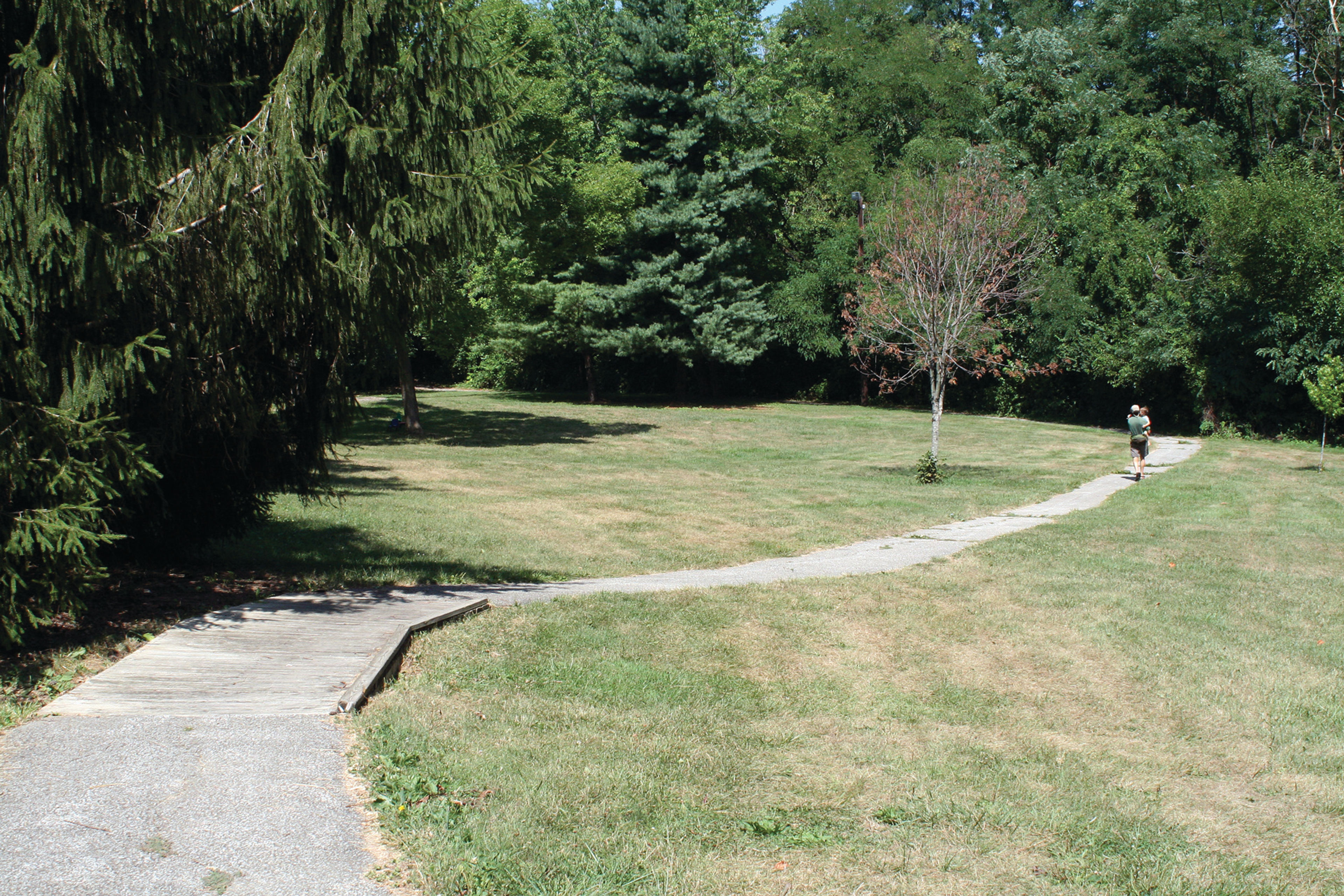 Ninth Street Loop Trail at Rev Ernest D Butler Park