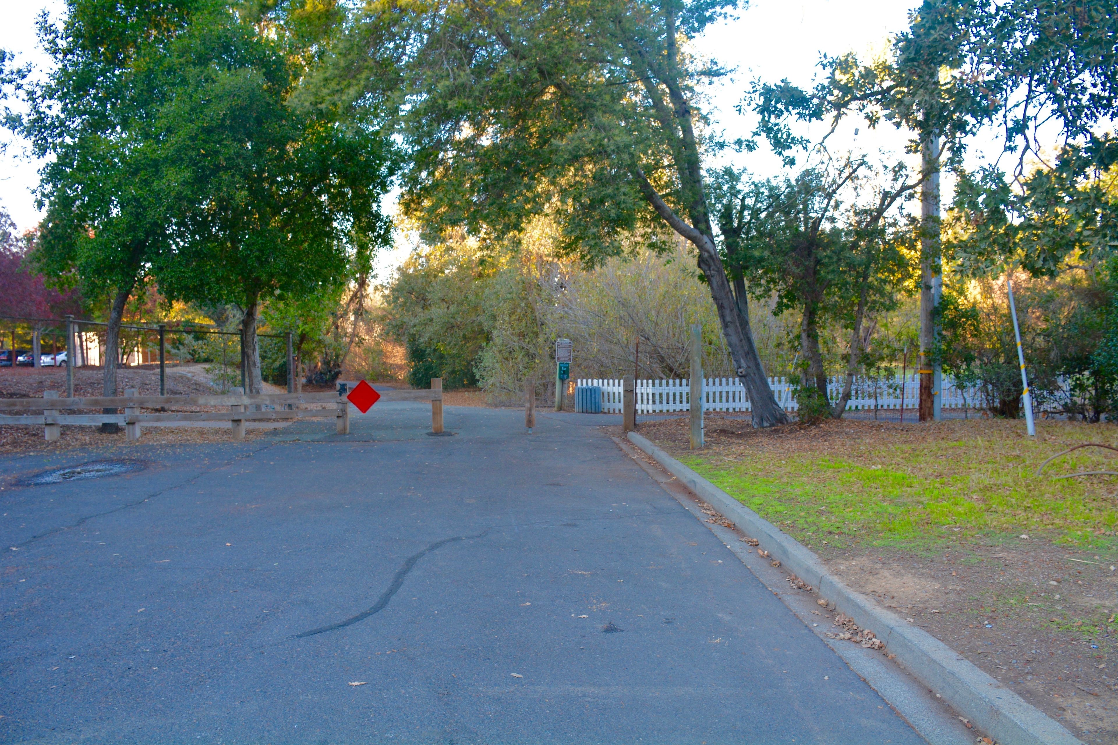 Valle_Verde_Entrance.jpg