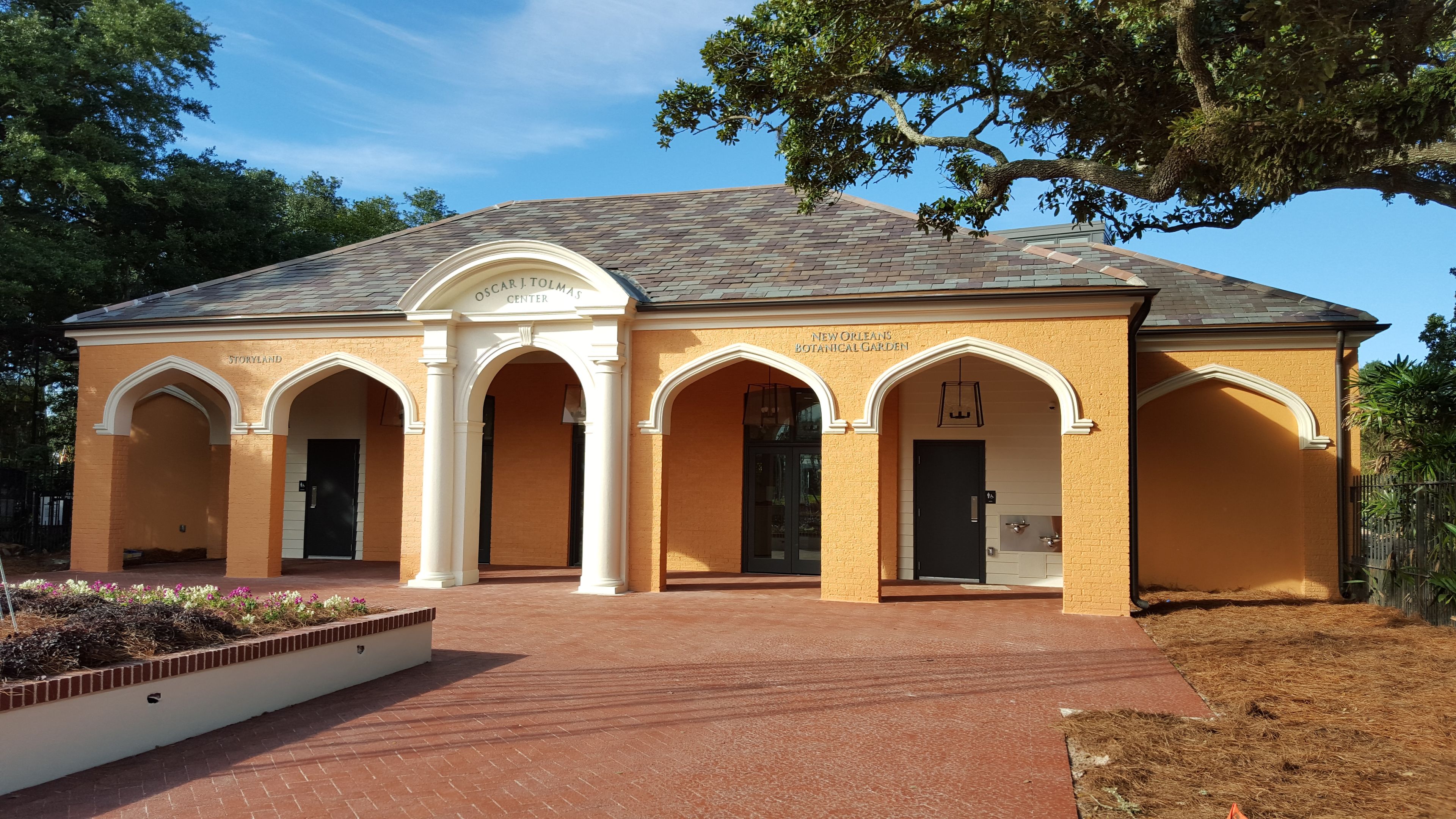 Entrance to Oscar J. Tolmas Visitor Center