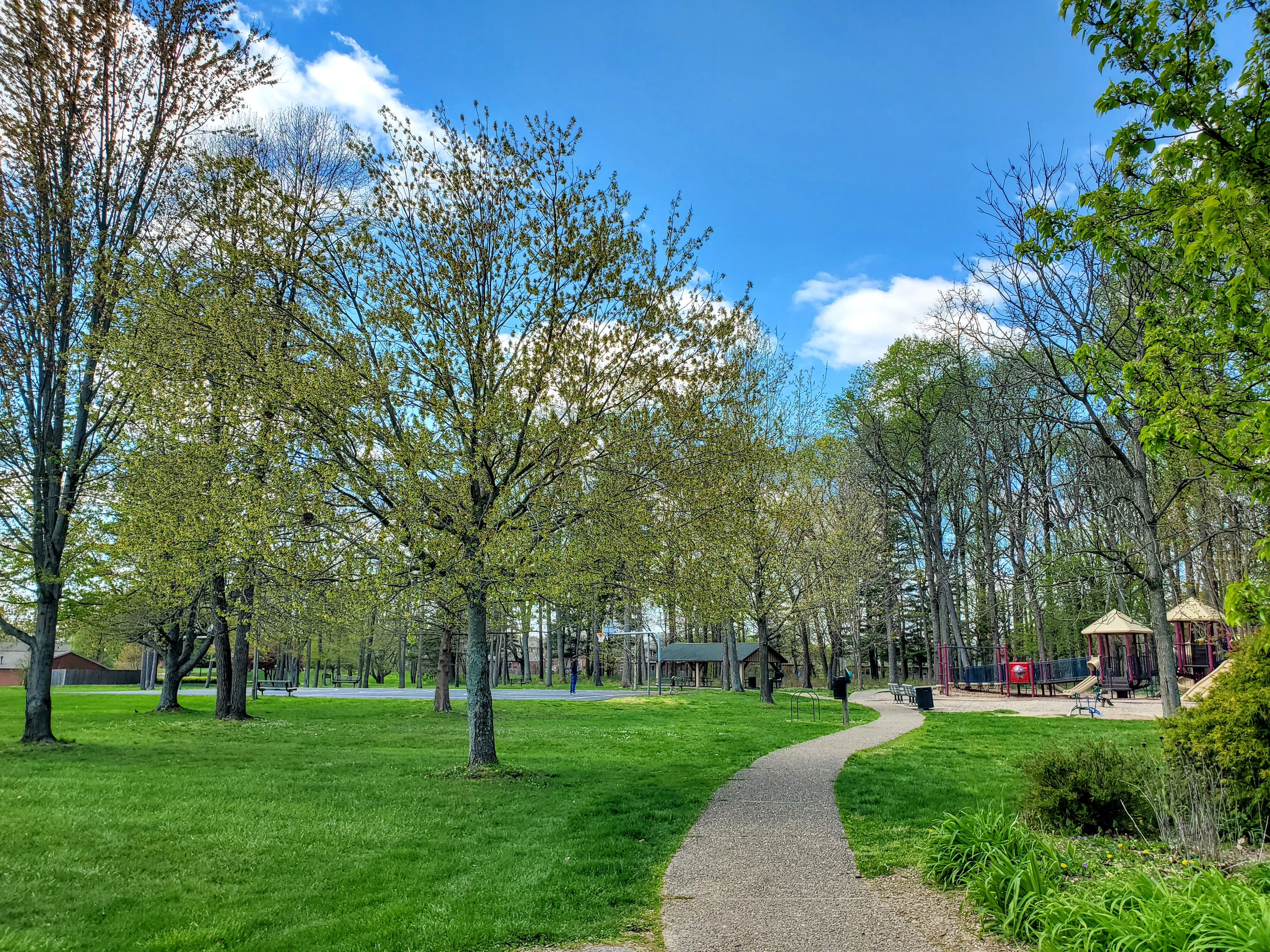 Highland Village Park trail