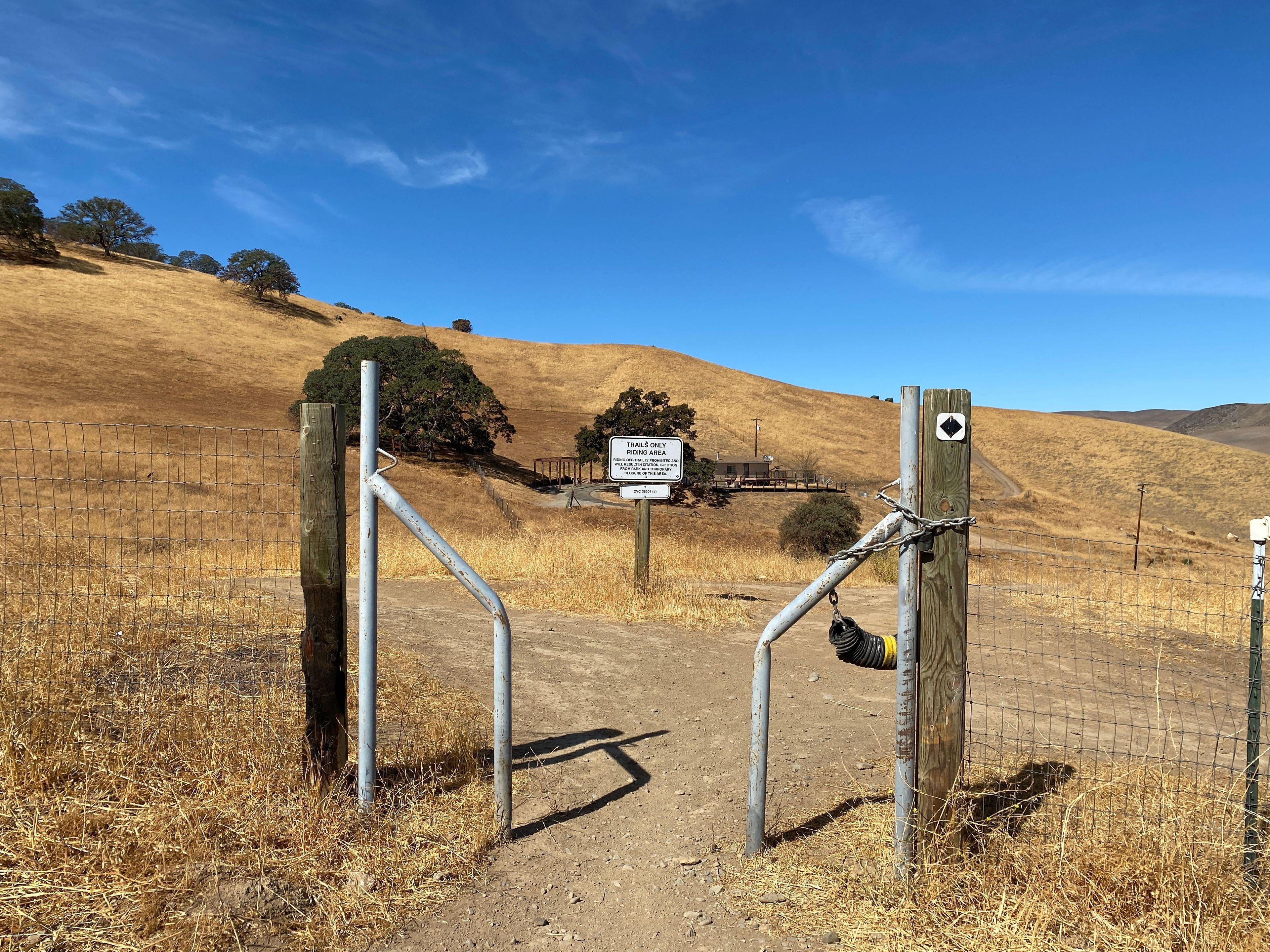 Second Burned Pottery and Golfball Trailhead Entrance on West Pottery, Black Diamond (difficult)