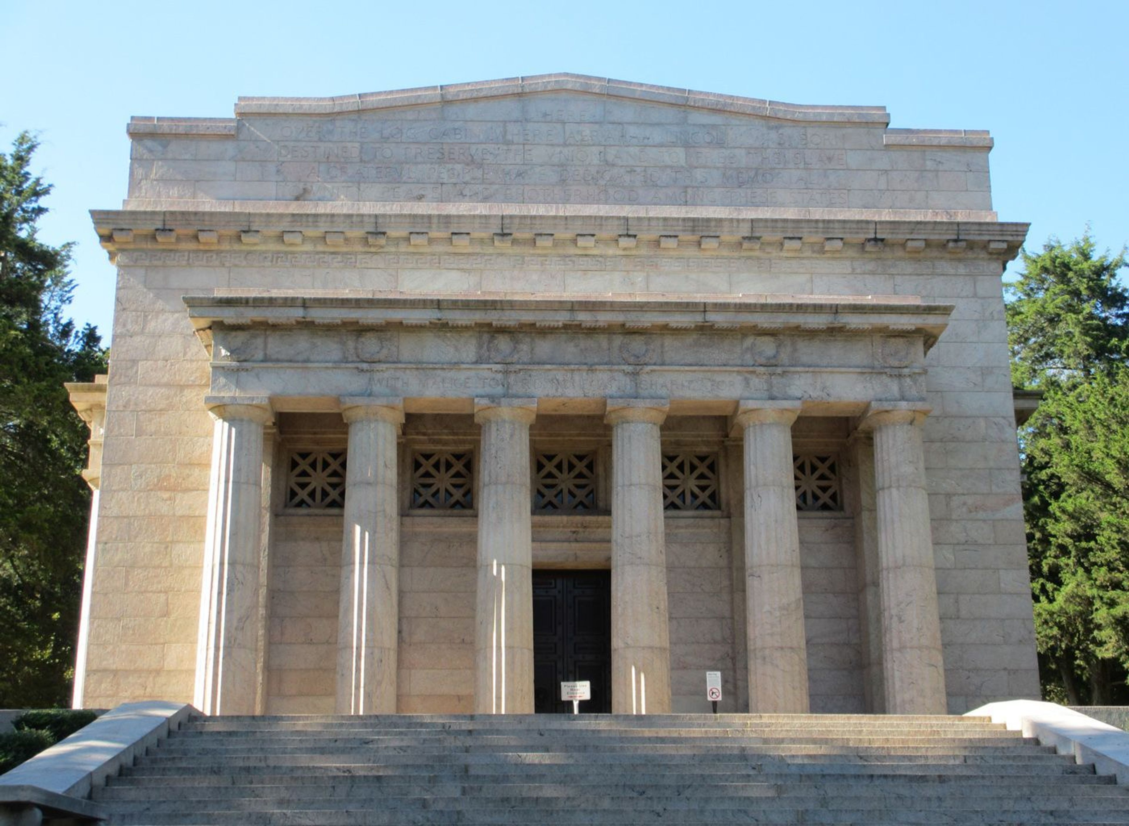 The Memorial Building constructed on the traditional site of the birth of Abraham Lincoln.