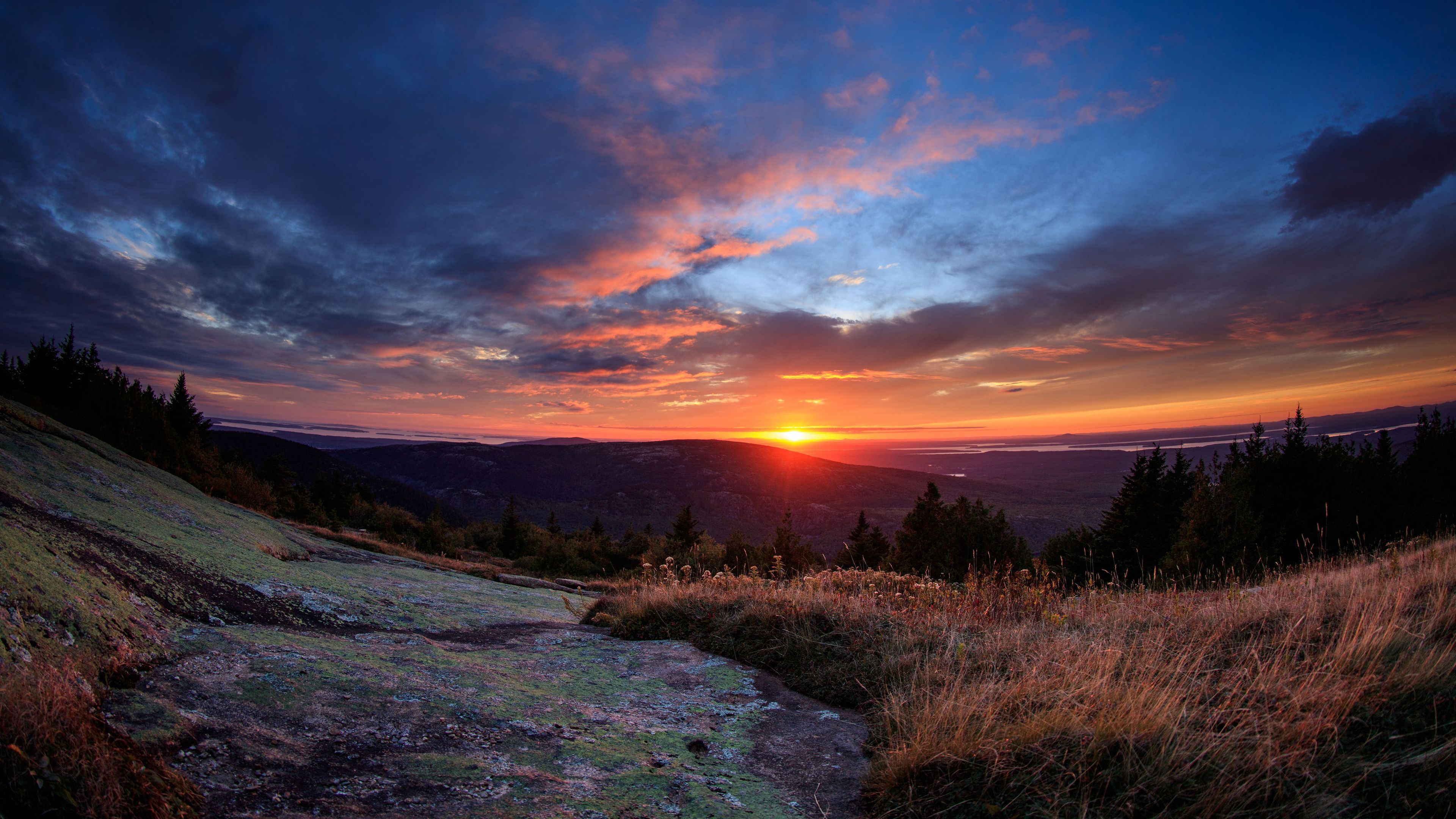 As the tallest point on the eastern seaboard Cadillac Mountain provides fantastic viewpoints.