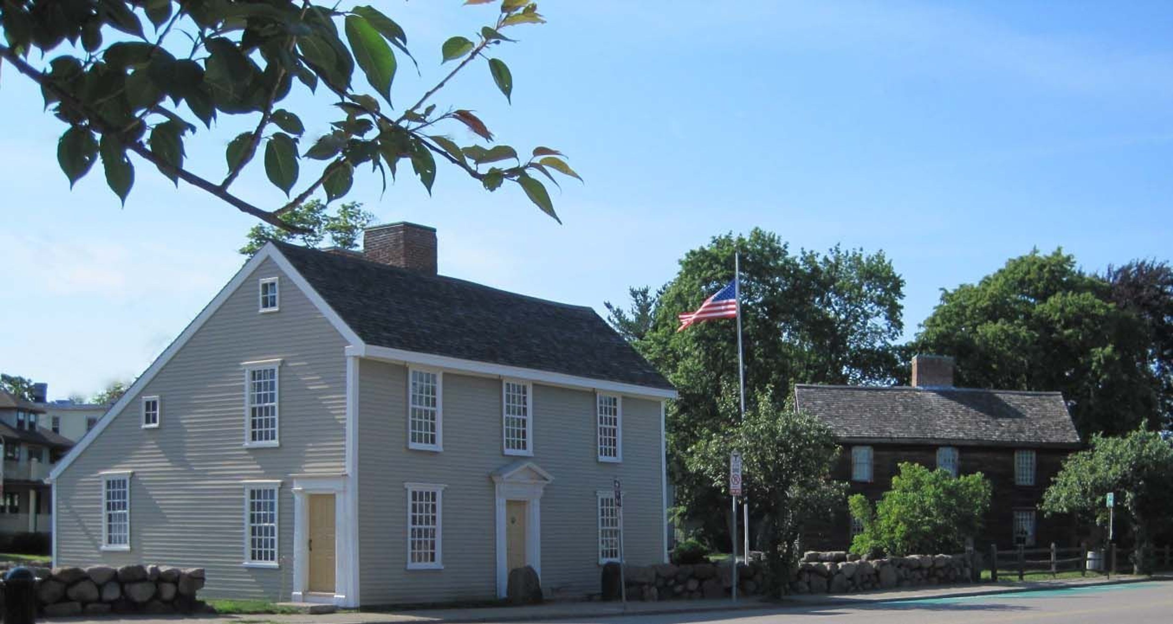 The Birthplaces of John and John Quincy Adams sit right next  to each other on Franklin Street.