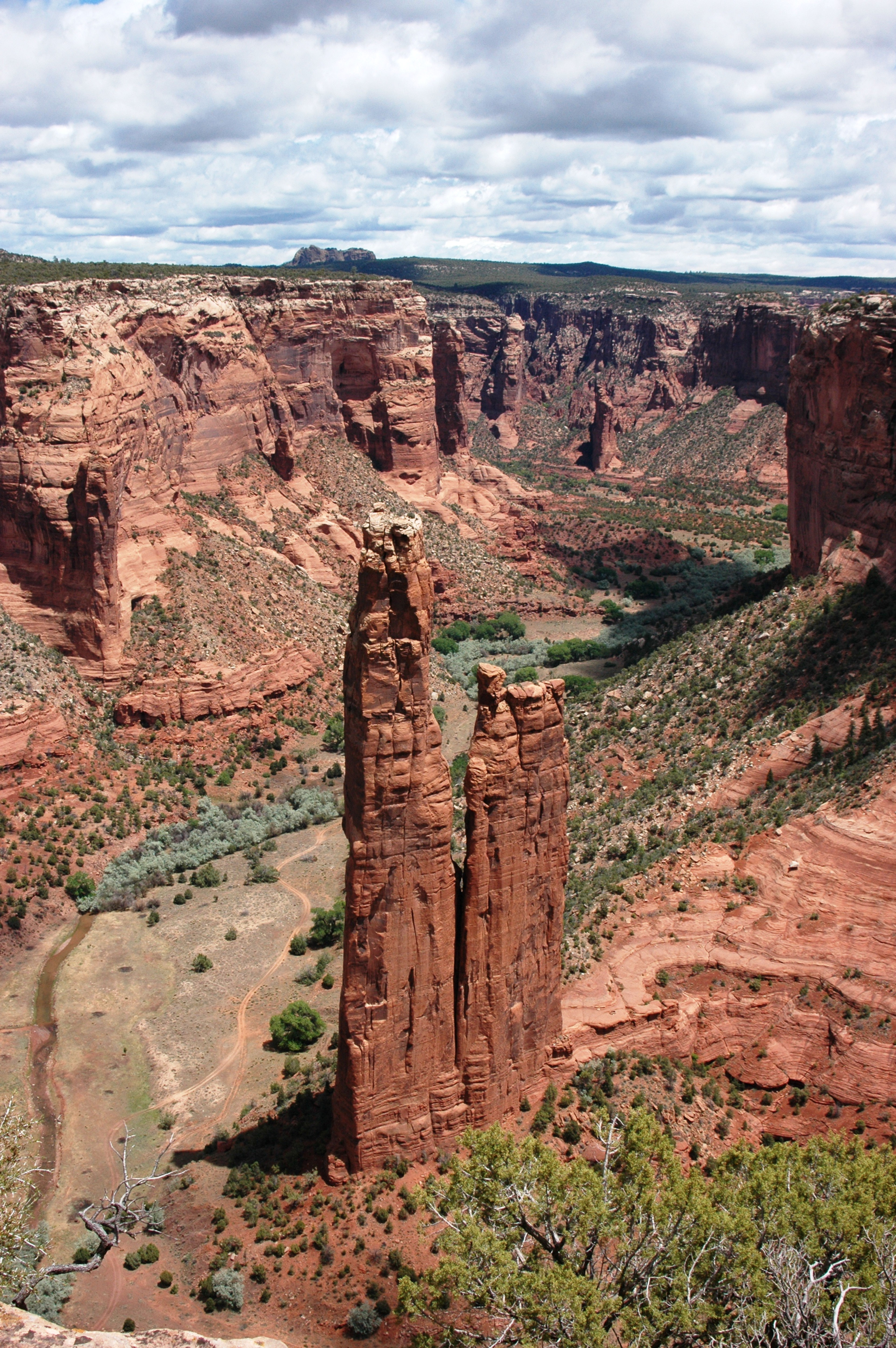 Her home on top of Spider Rock, Spider Woman taught the Navajo people how to weave