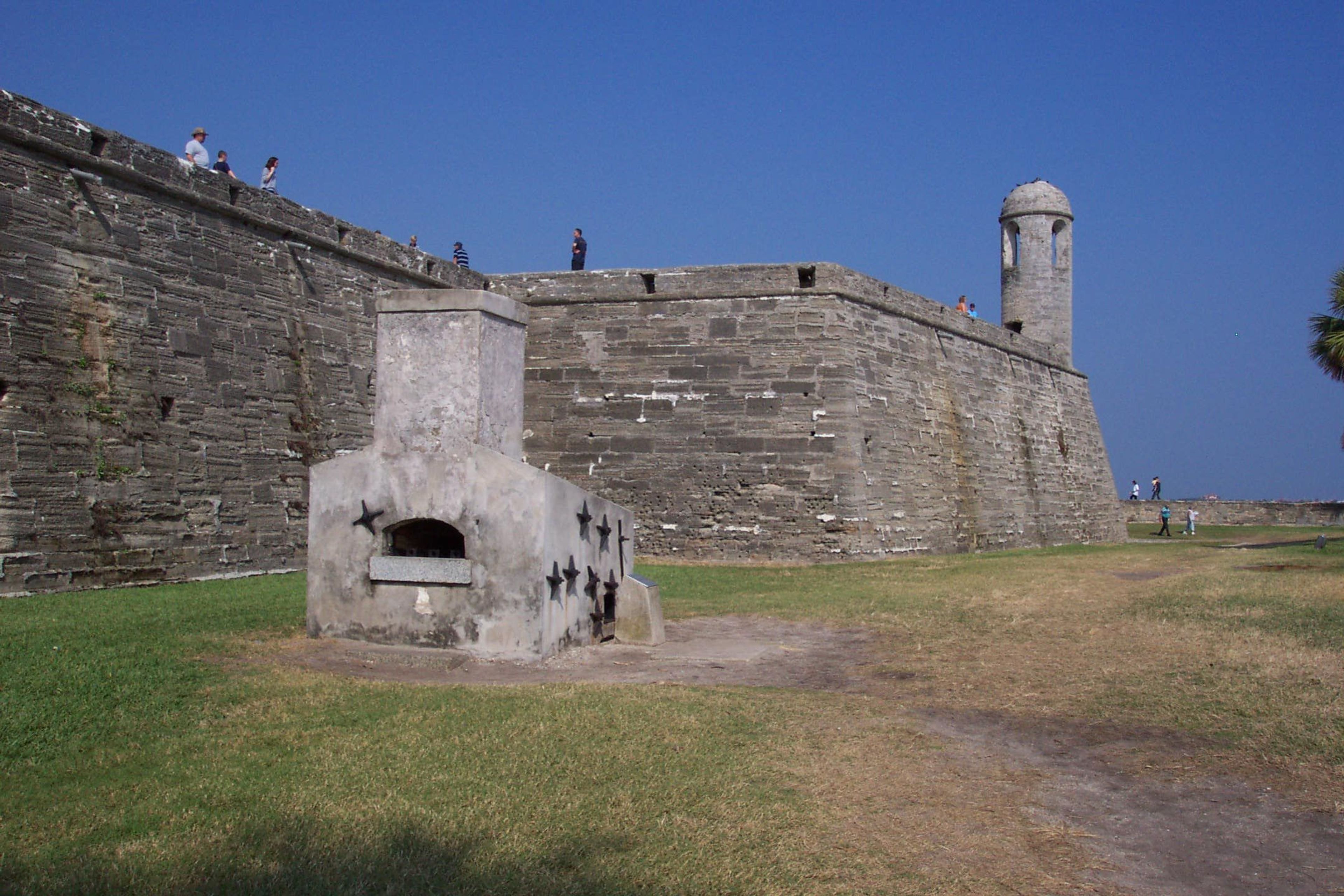 This furnace, in the water battery on the east side of the Castillo, heated cannonballs red hot to be fired at wooden vessels.