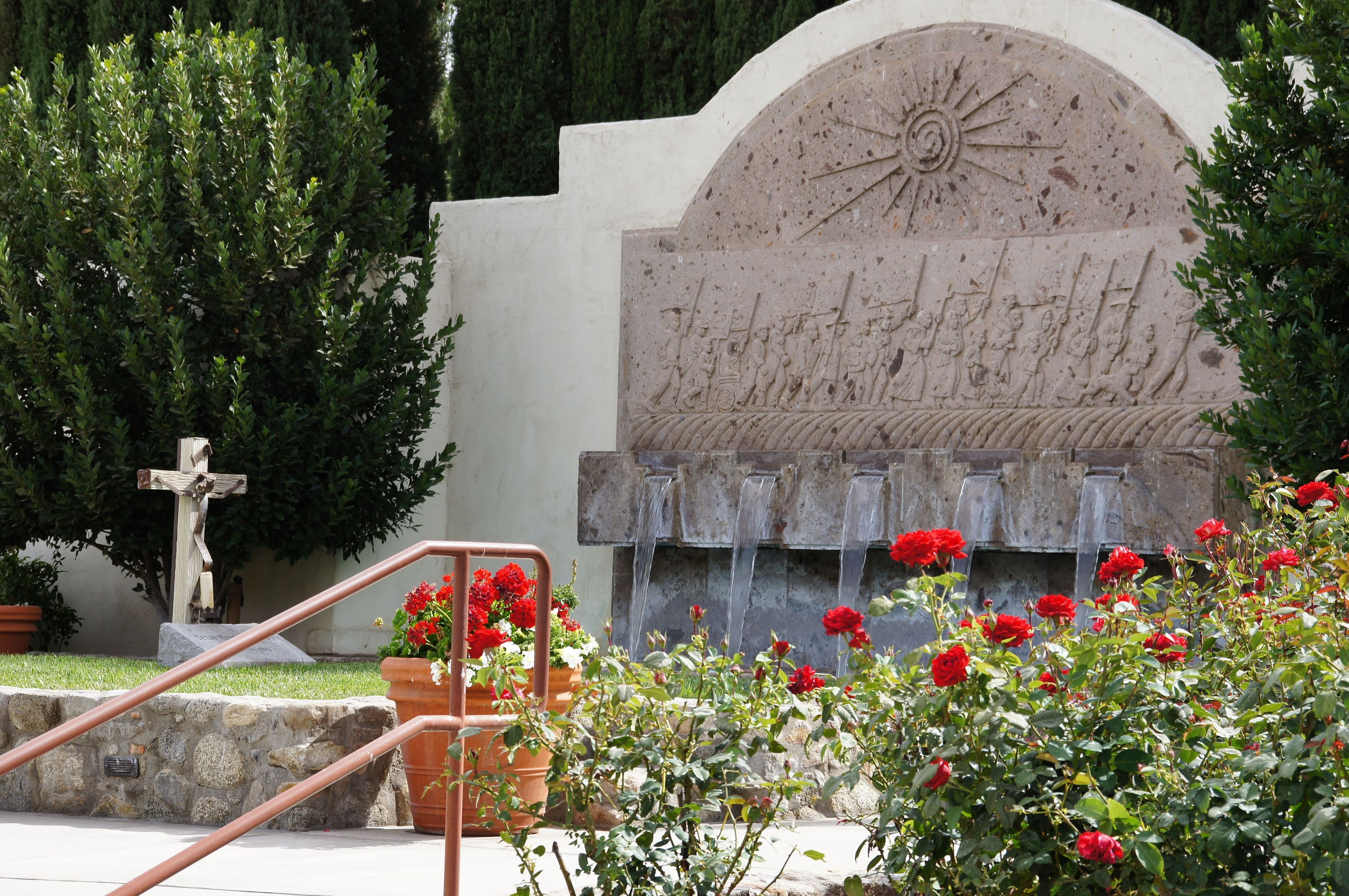 Roses grow in the memorial garden near the gravesite of César Chávez.