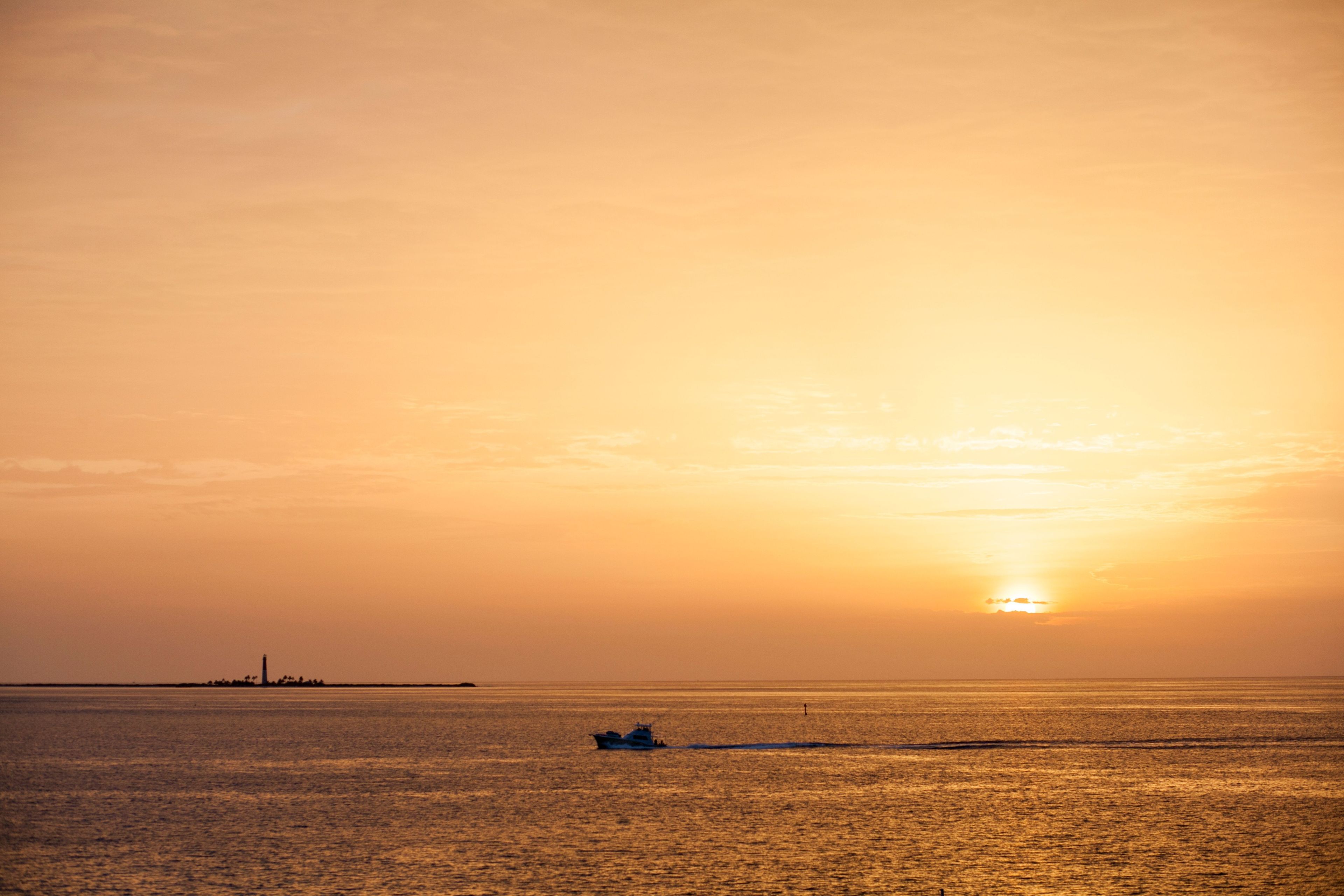 The largest island in the Dry Tortugas, Loggerhead Key is a site of shipwrecks, a significant lighthouse installation, and where the historic Carnegie Laboratory for Marine Ecology once stood. Named for its abundance of loggerhead sea turtles, Loggerhead