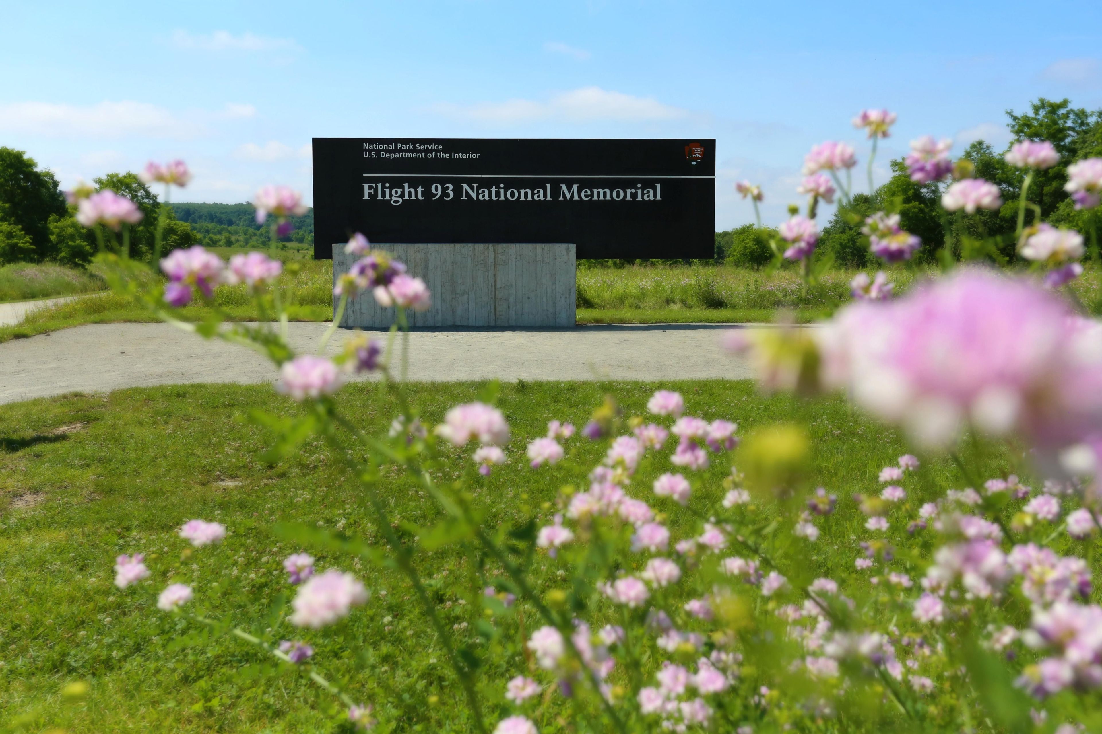 The designed landscape memorial encompasses approximate 1,500 acres of ground.