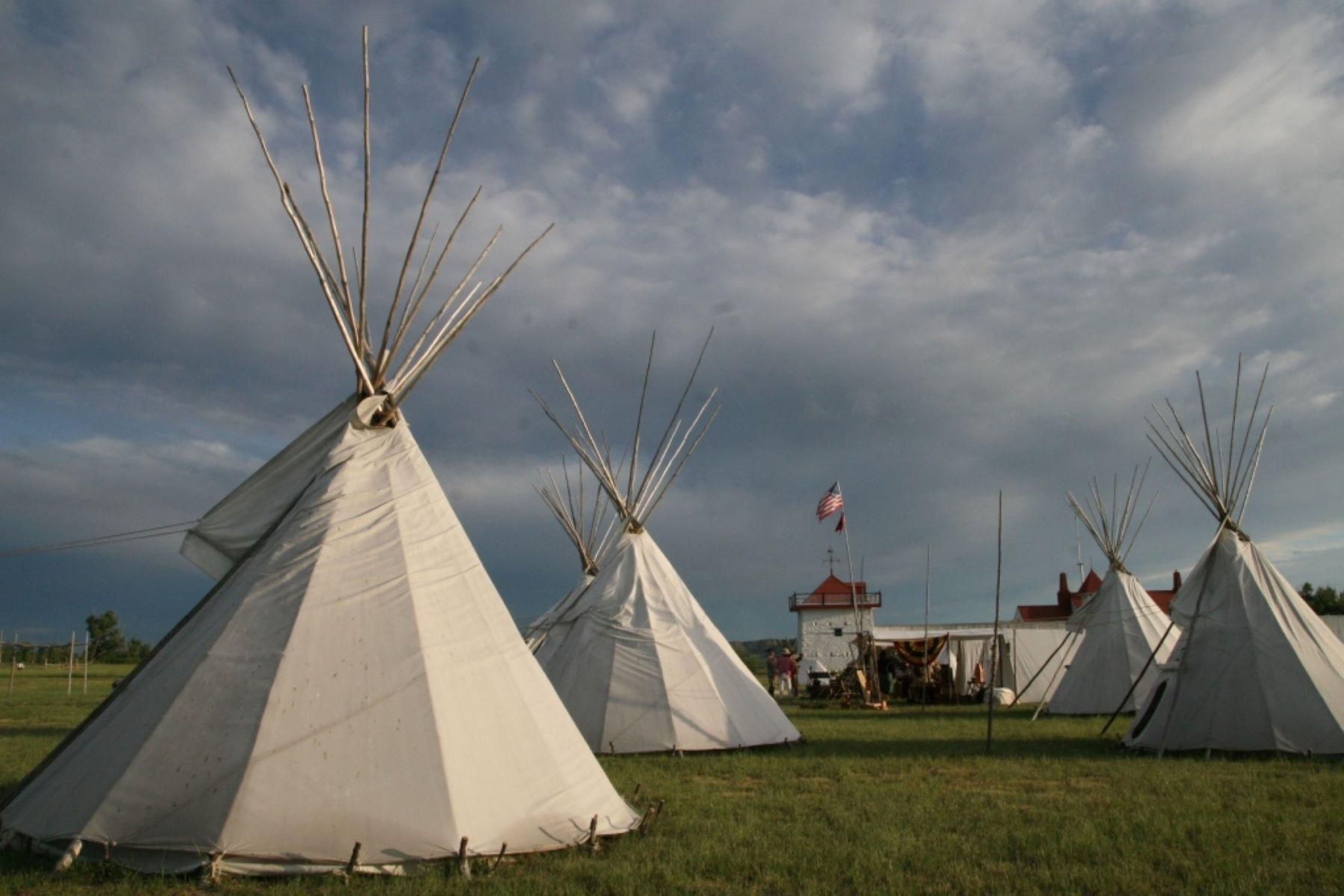 During the height of the spring trade season camps from various Upper Missouri Tribes would fill the plateau around Fort Union.