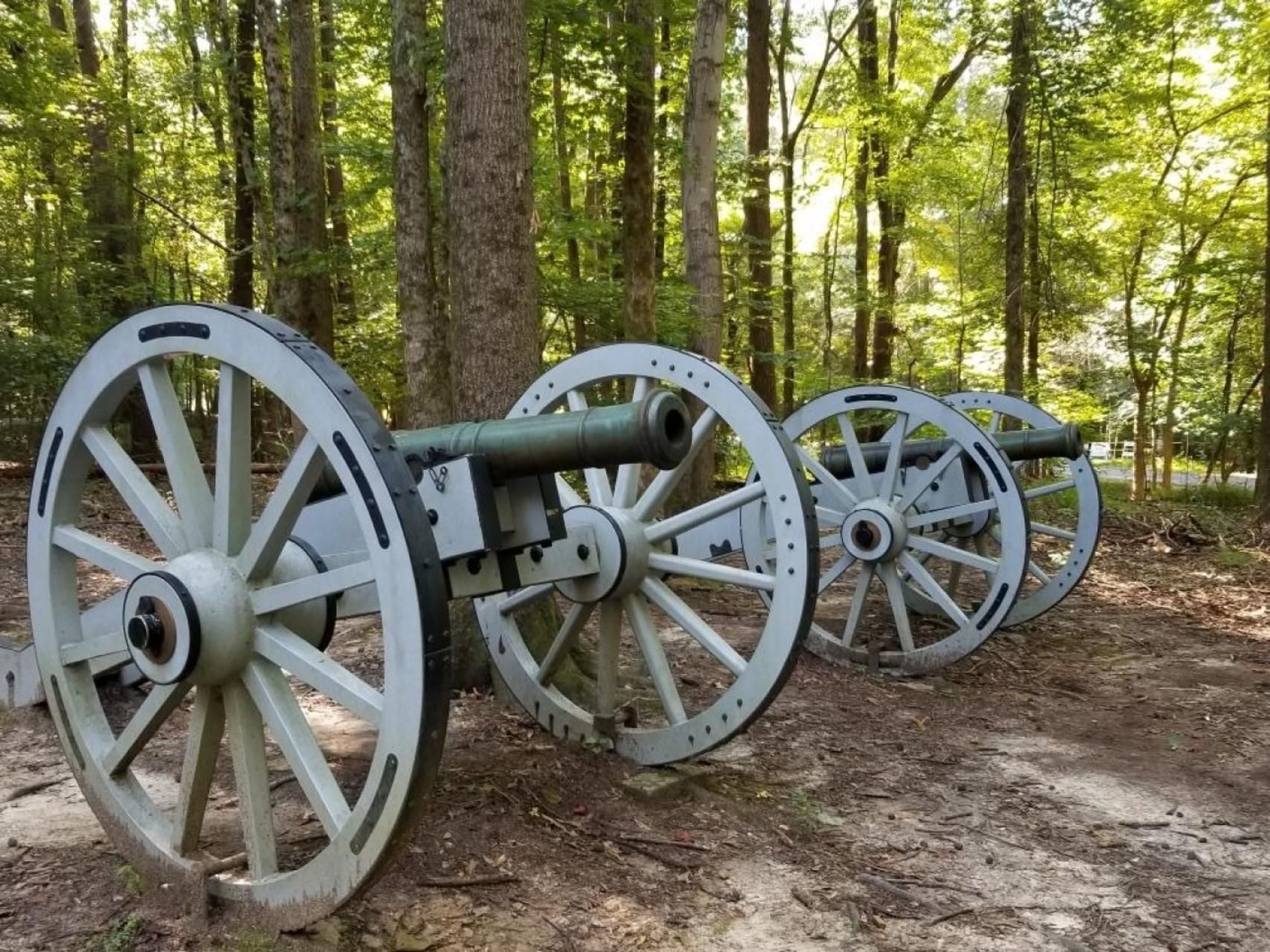 Anthony Singleton used two 6 pounder cannons like these reproductions at the American Third Line, the final battle point