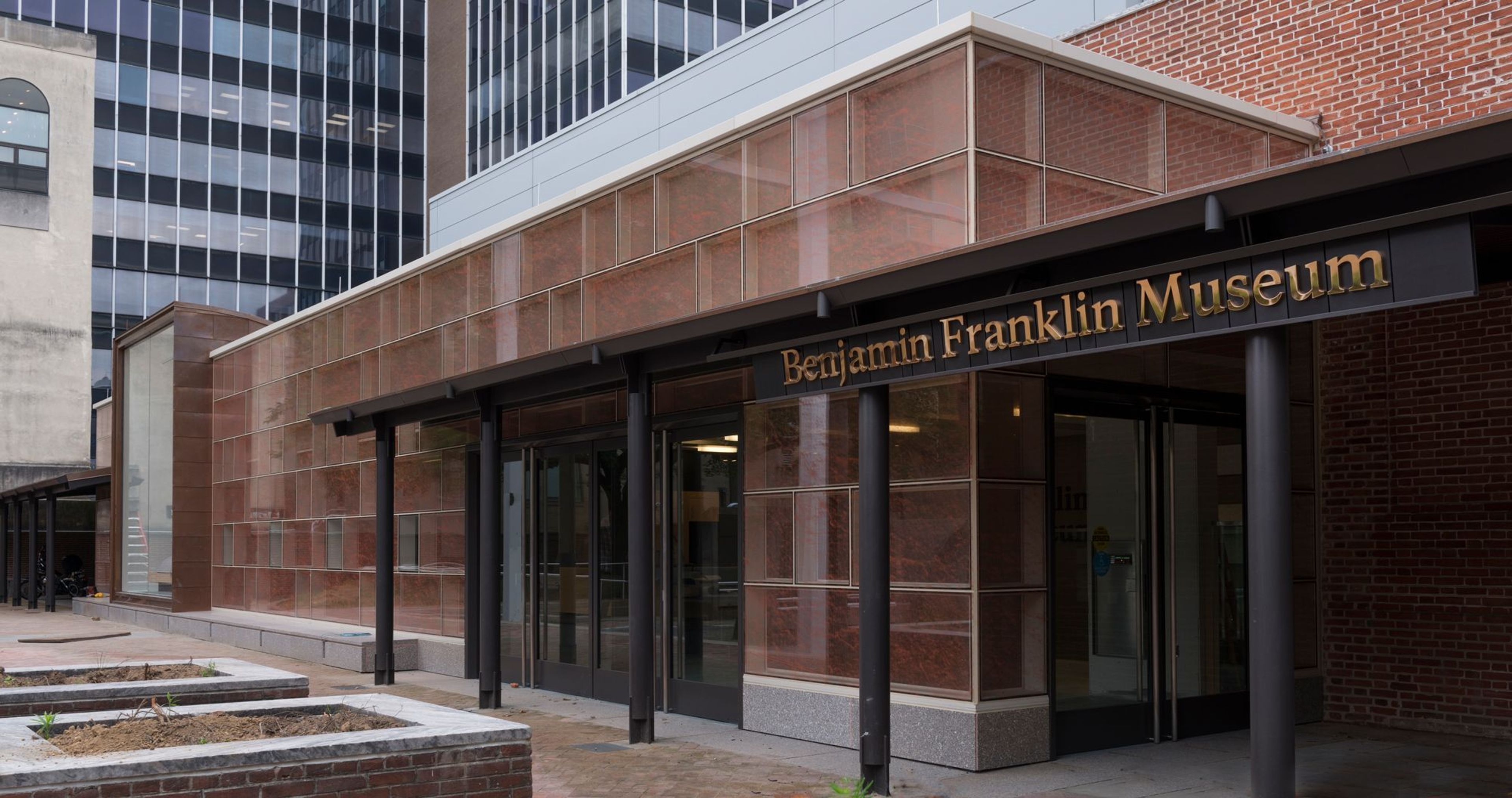 Explore Franklin's life and character in the Benjamin Franklin Museum. The museum features artifacts, computer animations, and interactive displays that are geared toward visitors of all ages.