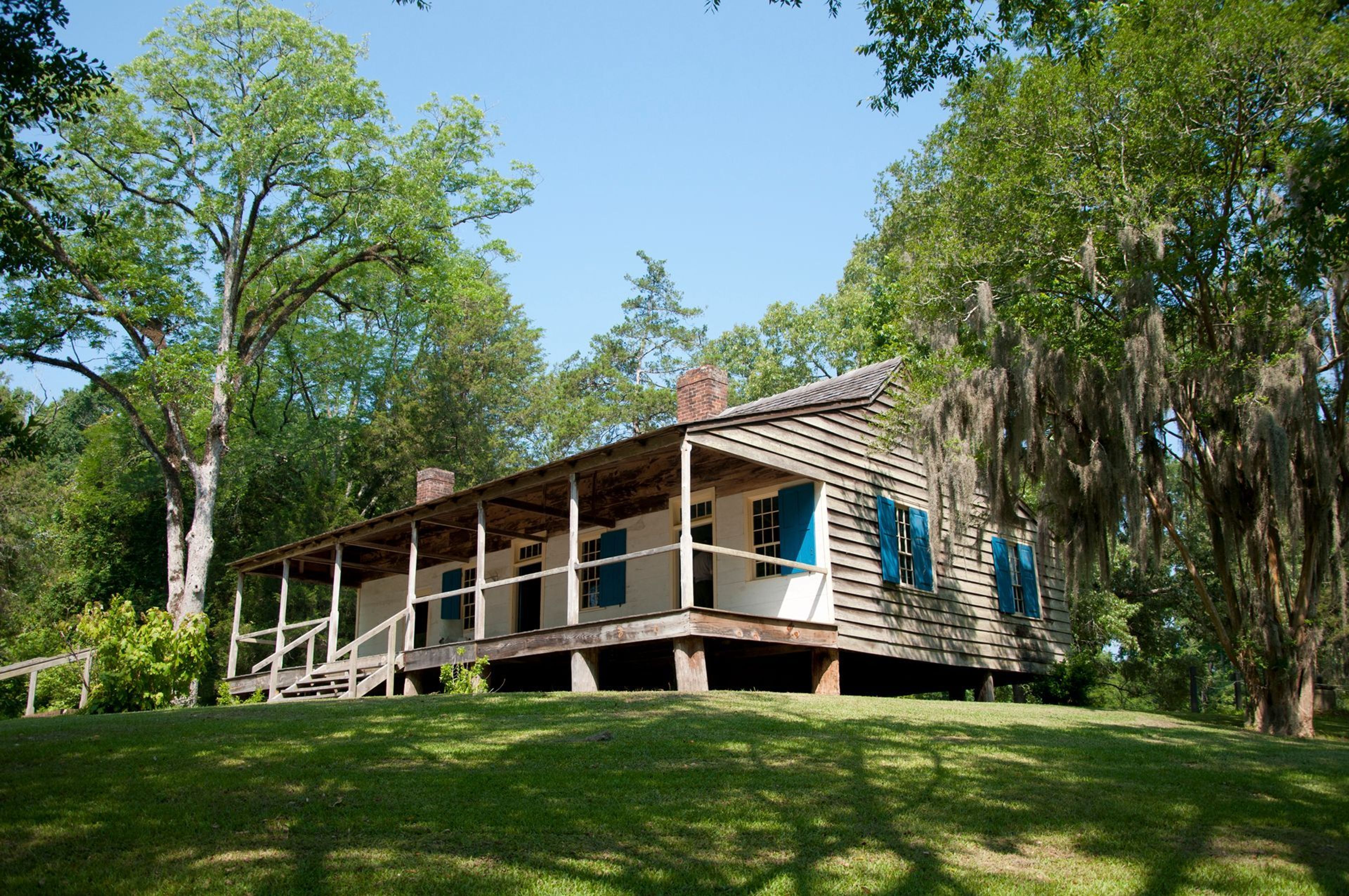 Mount Locust served as a family home and as a stand, or inn, for Natchez Trace travelers. Built around 1780, the home and grounds are open for visitors during operating hours.