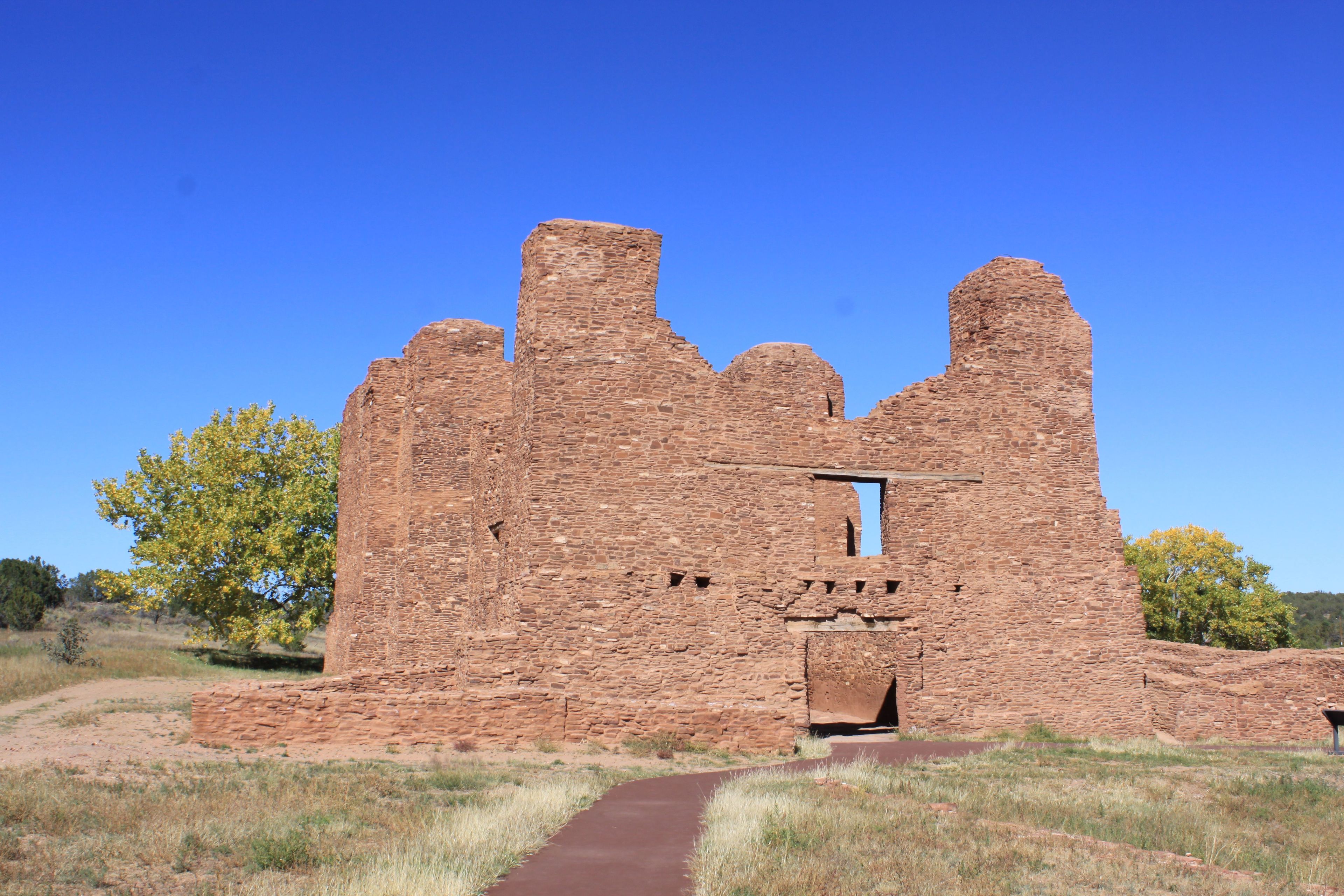 An overview of the Quarai Mission, seen from the west.