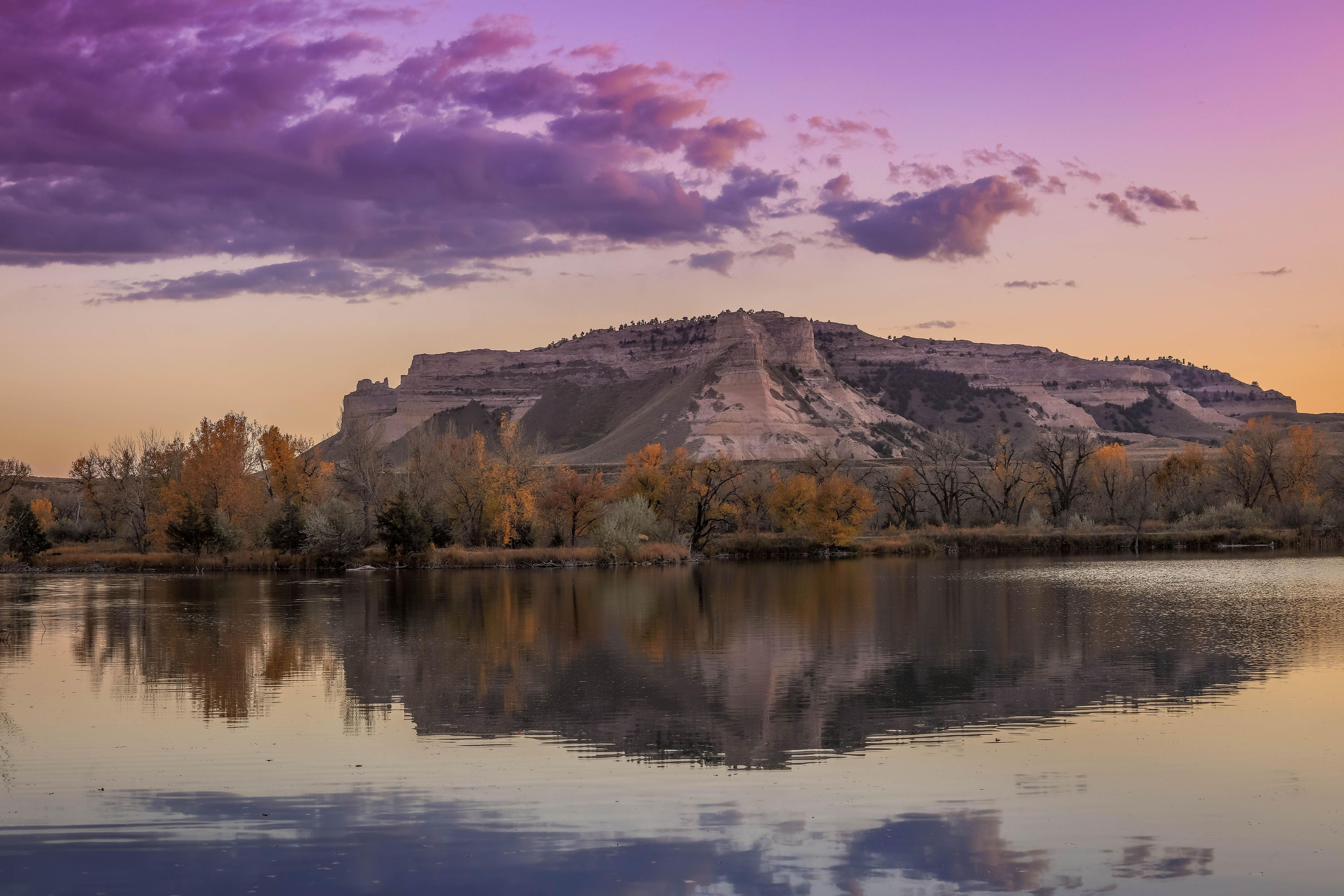 Scotts Bluff as seen from the north side of the North Platte River