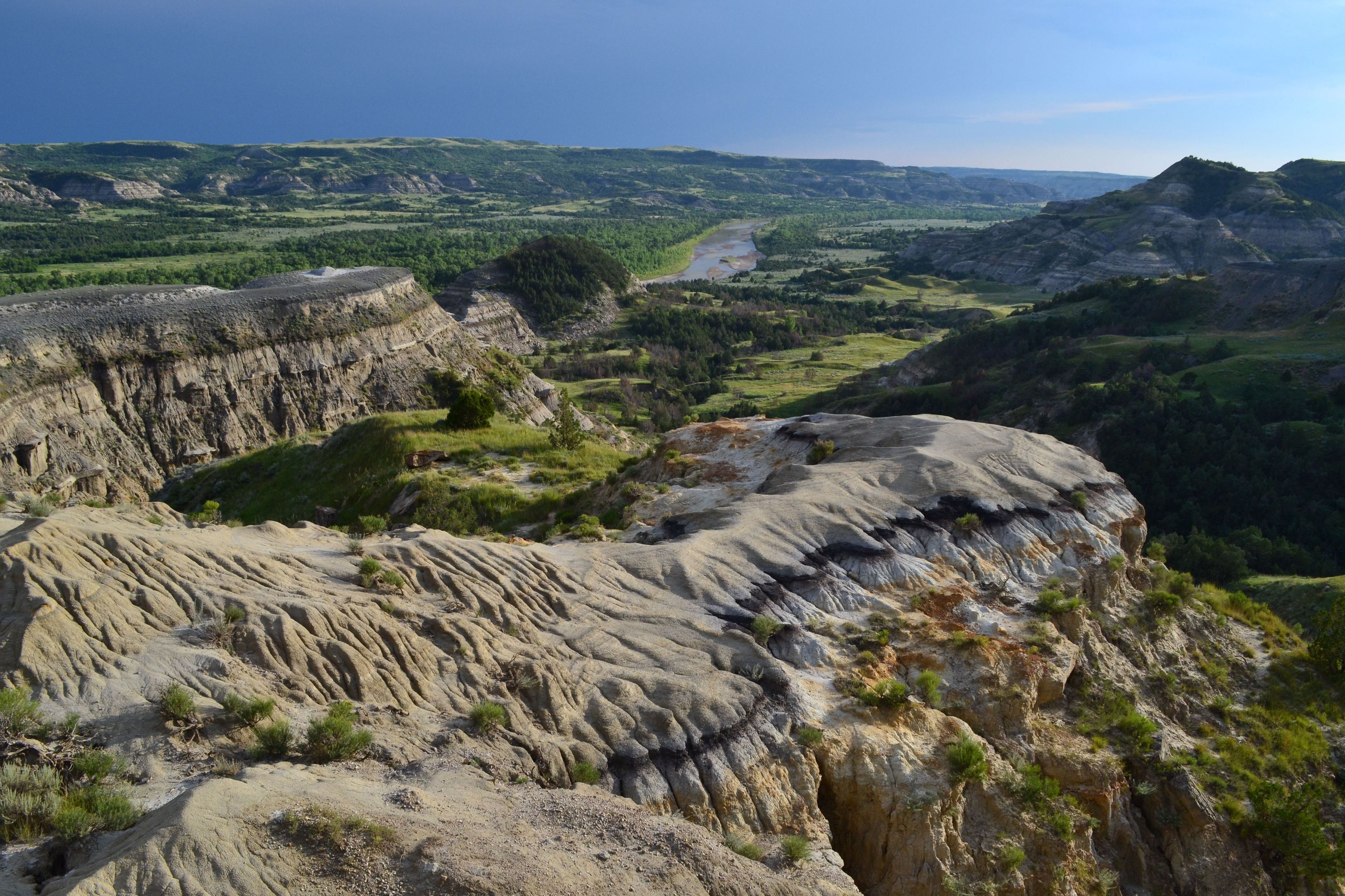 The River Bend Overlook offers one of the most popular views in the park's North Unit.