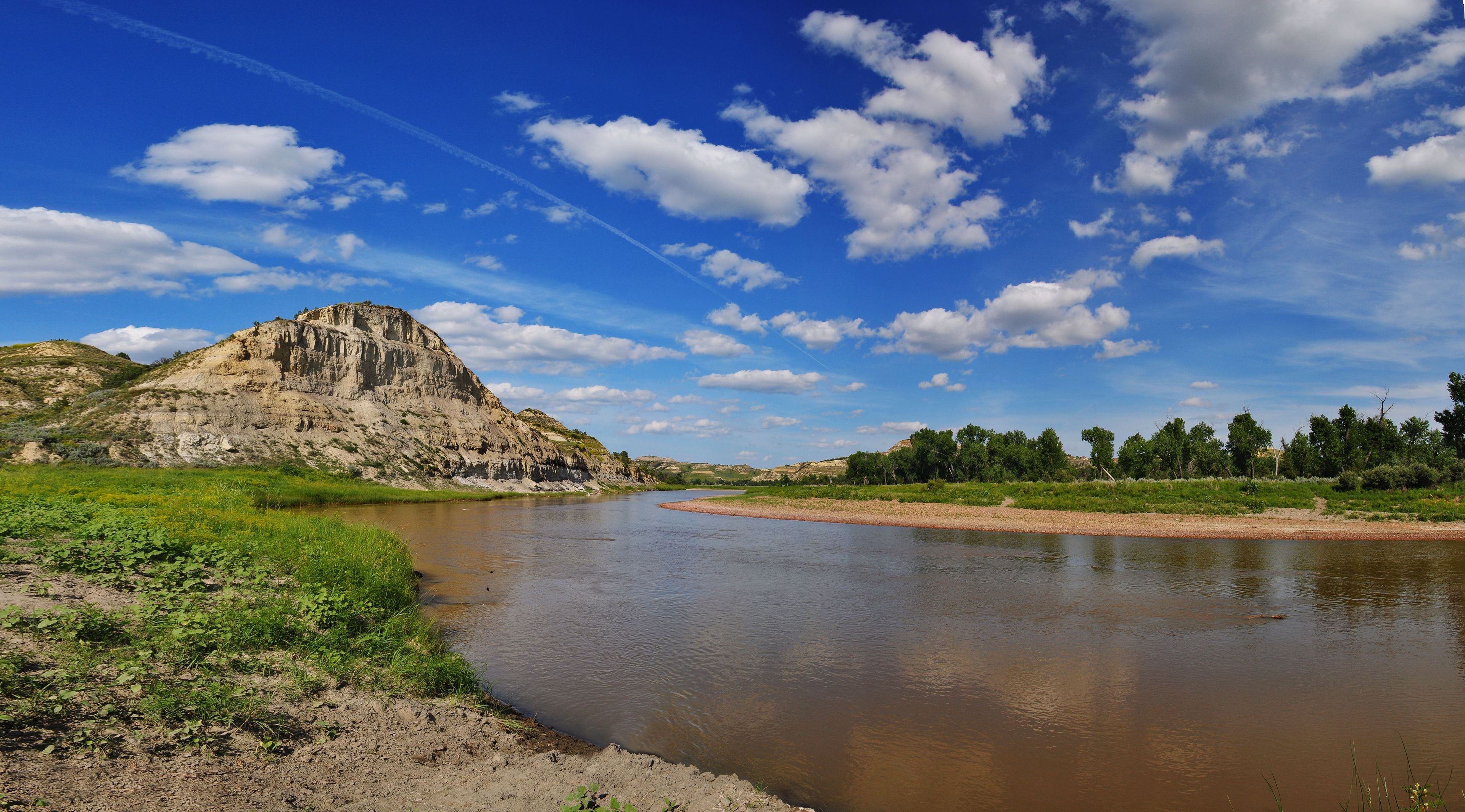 The Ekblom Trail is the gateway to the Theodore Roosevelt Wilderness. All you have to do is make it across the river!