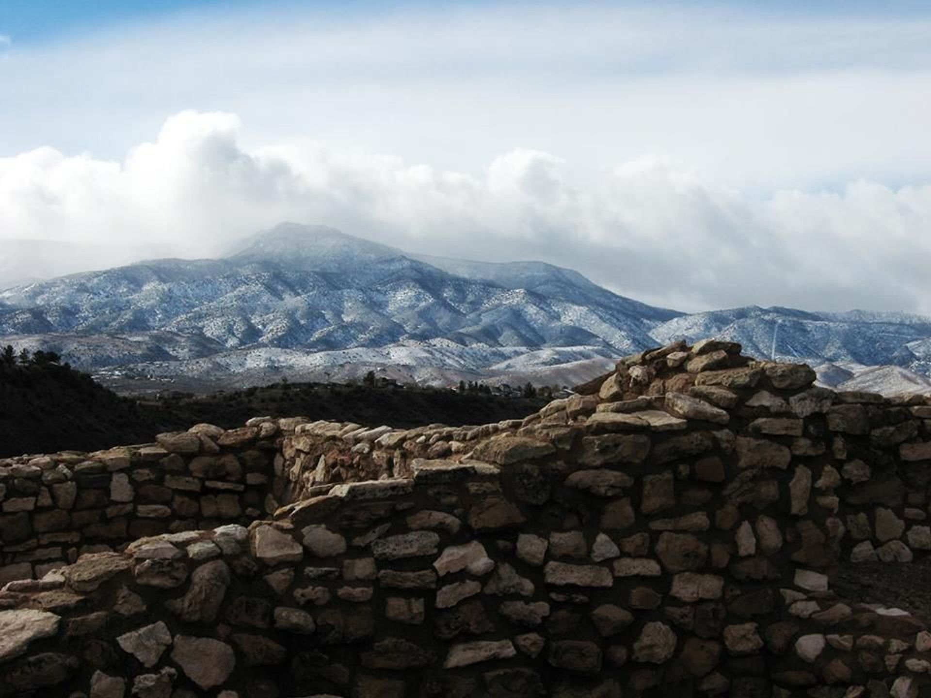 Tuzigoot was built on a low hilltop in the Verde Valley. The Verde River and Black Hills provided a variety of resource areas for the Sinagua.