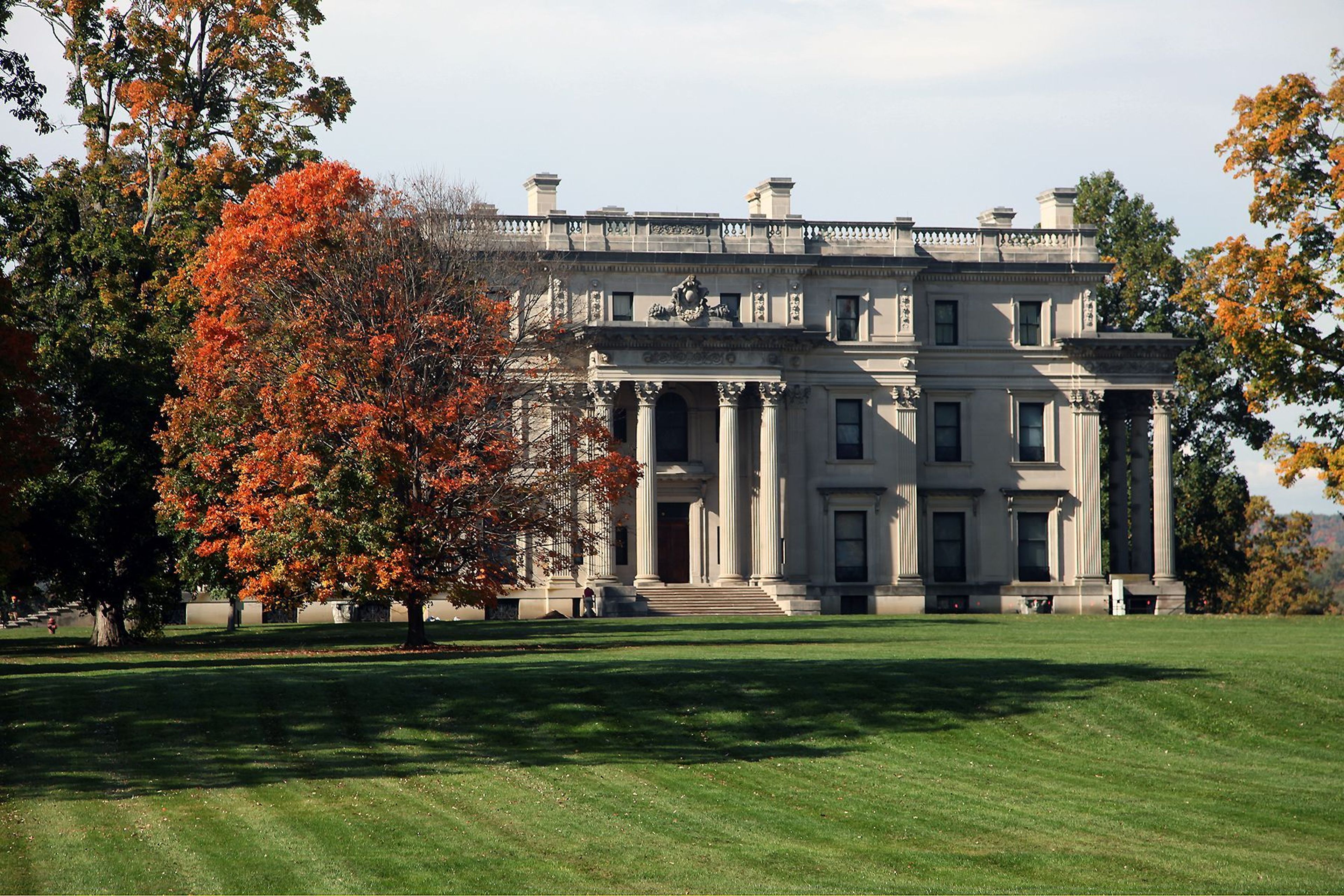 Thousands of visitors flock to the Hudson Valley in the Fall to see the leaves change colors.