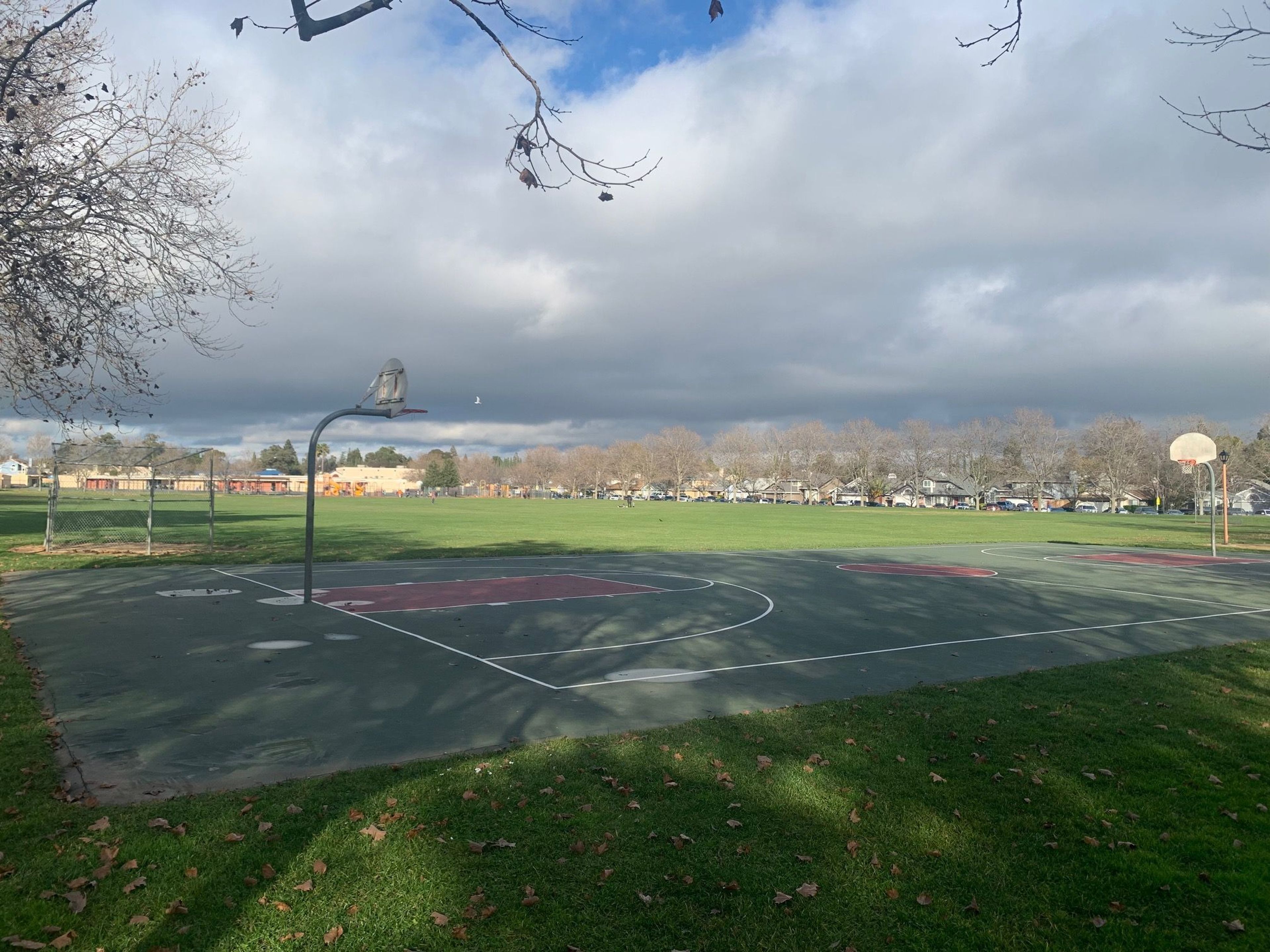 Meadowlands park basketball court