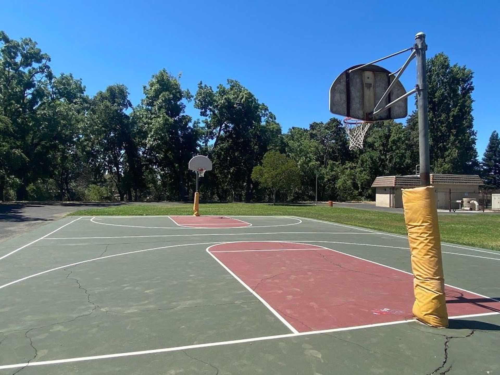 Patwin Park basketball court