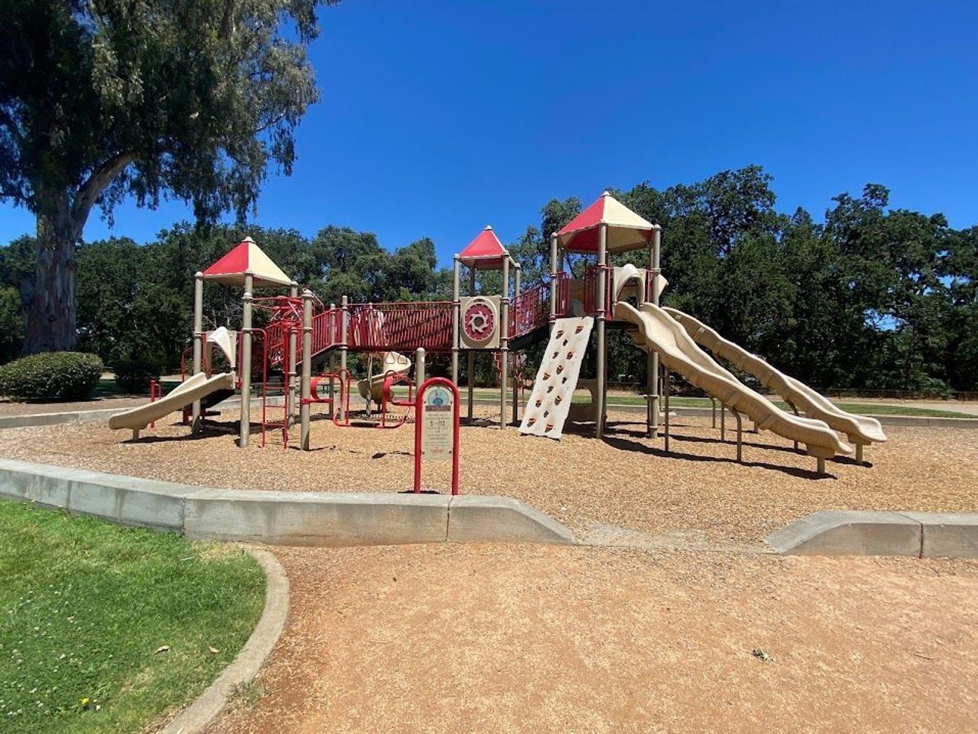 Hawkins Park large playground