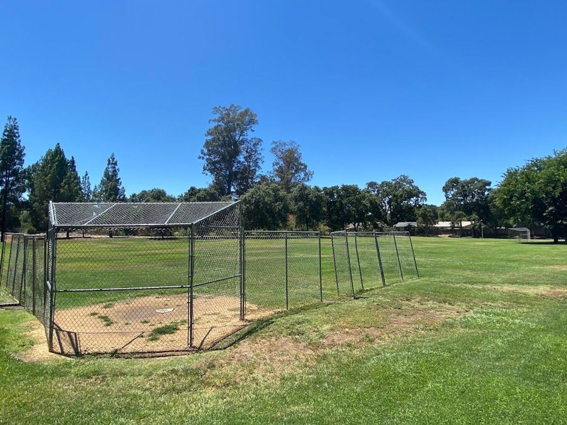 Beelard Park field