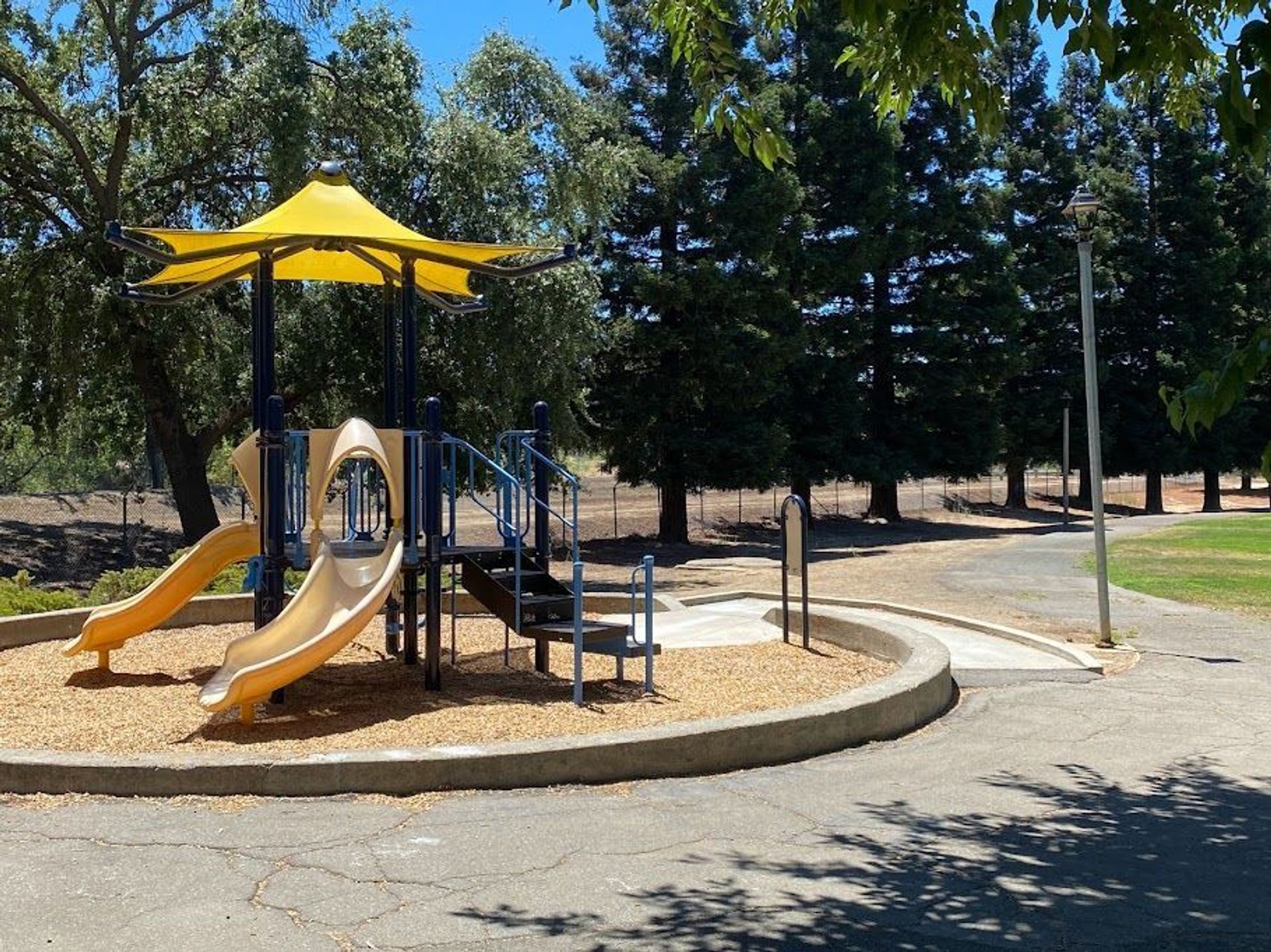 Beelard Park smaller playground