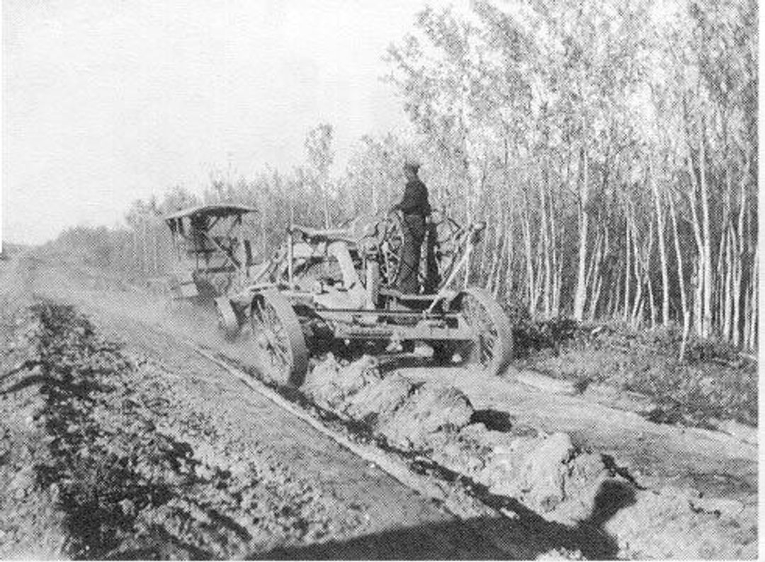 Building Highway 28 in 1939