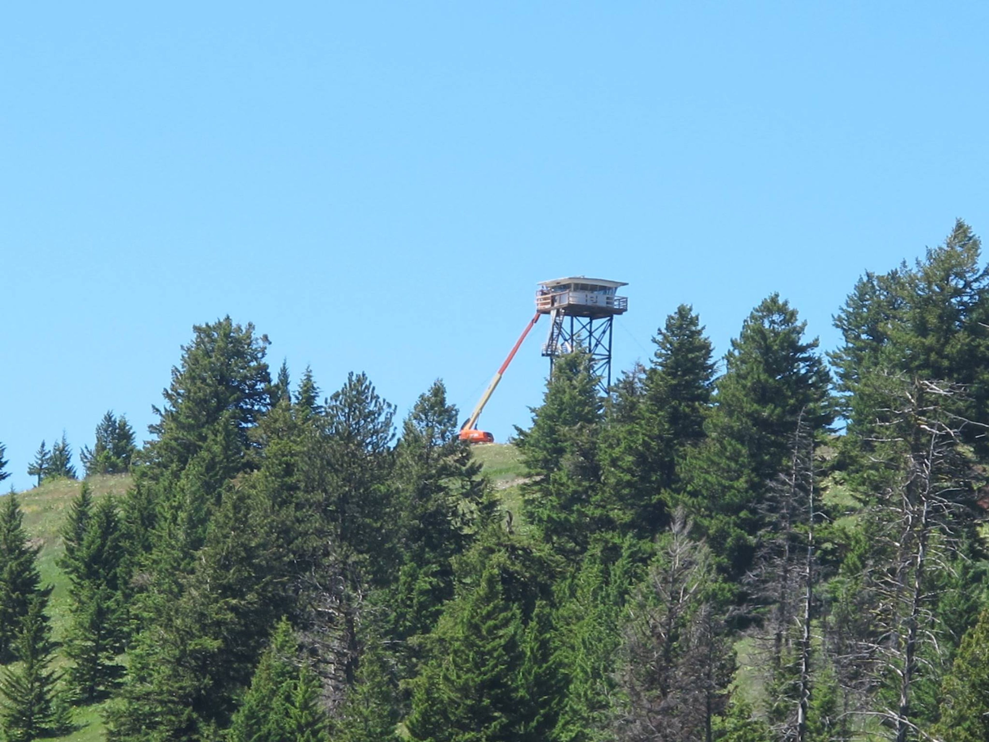 Blue Mountain fire lookout. Photo by USFS-Lolo NF.