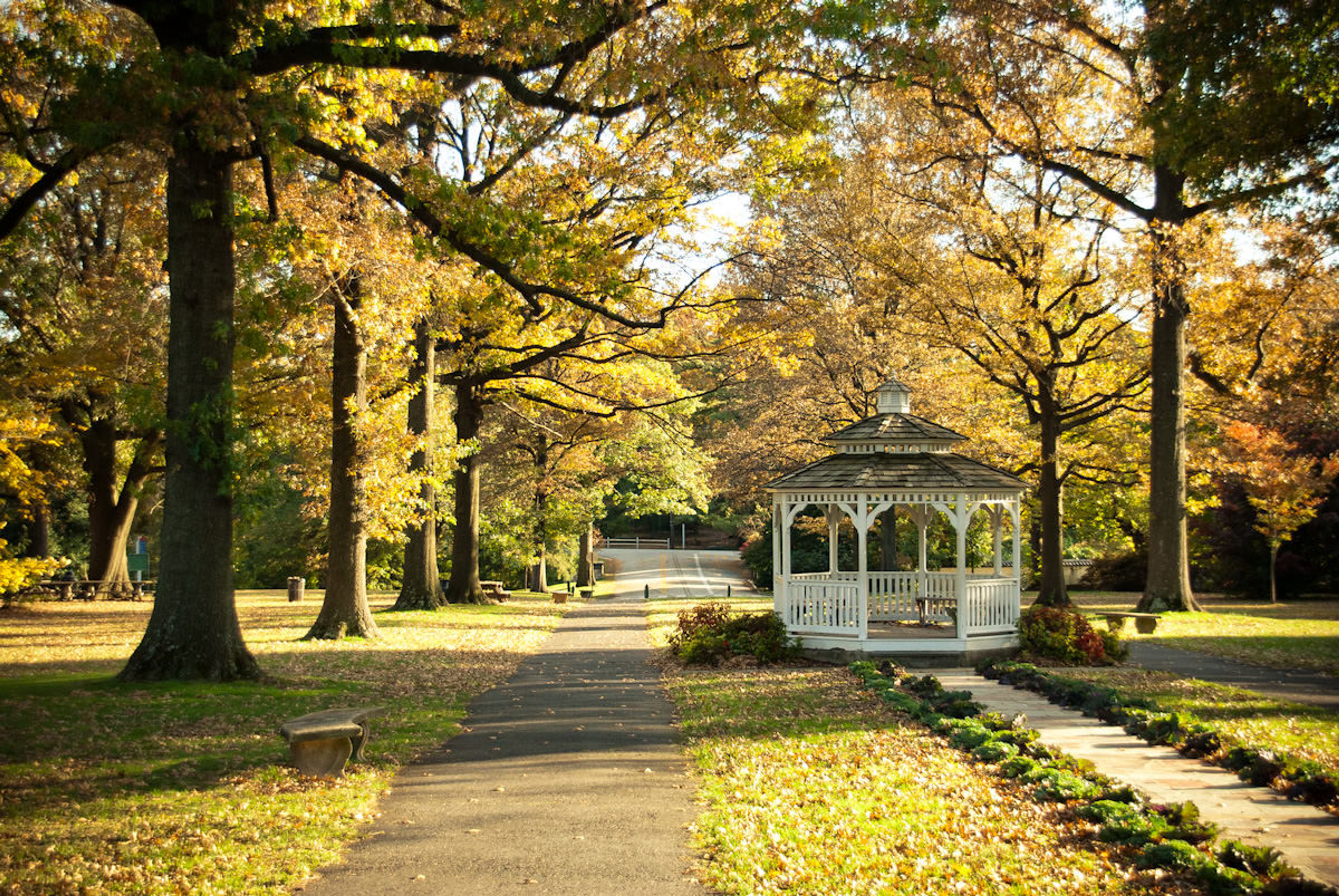 The gazebo by the horticultural center in Fairmount Park West. Photo by Frederikto/wiki.