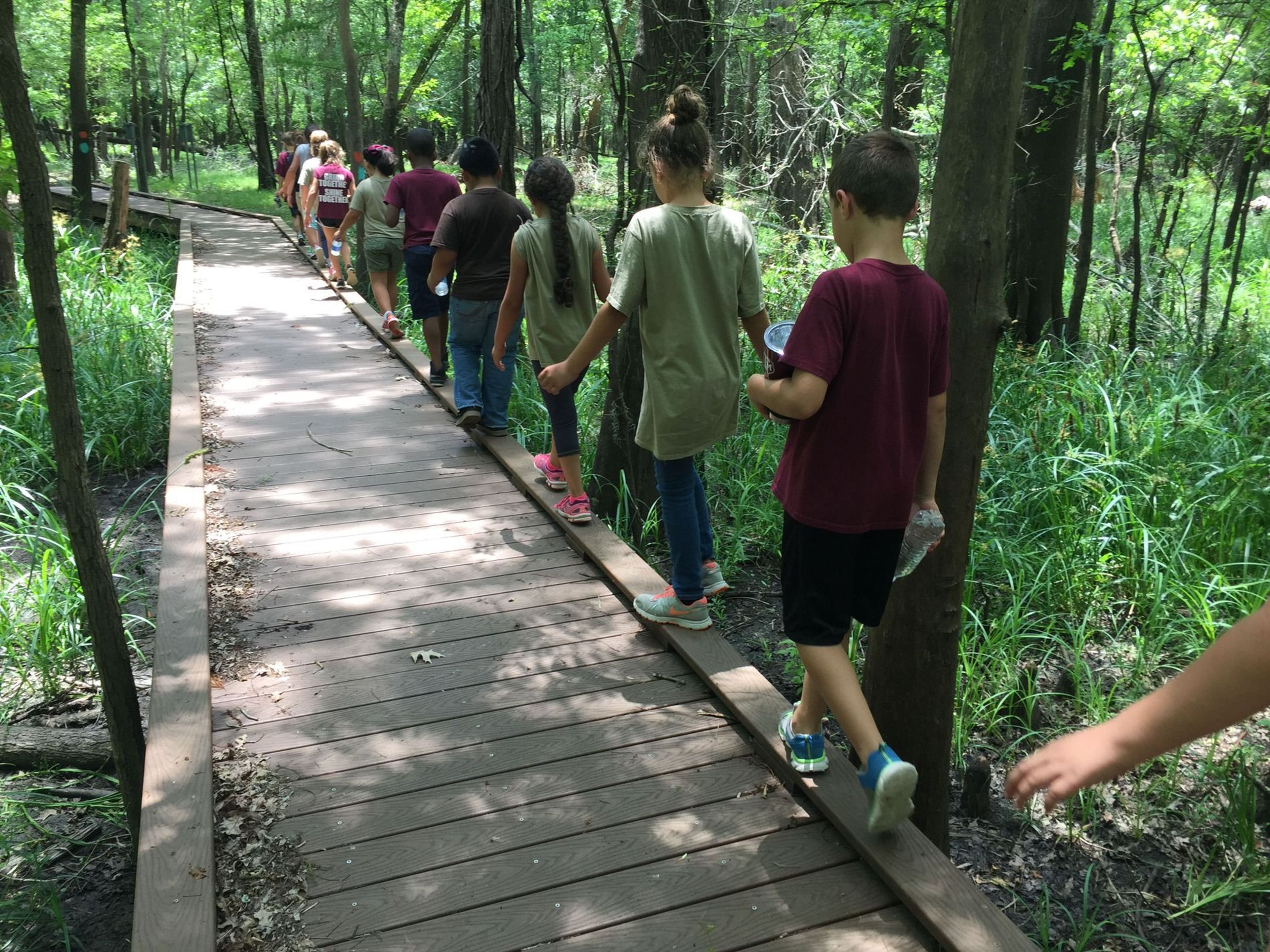 Playing 'Follow The Leader' on Knobby Knees Trail