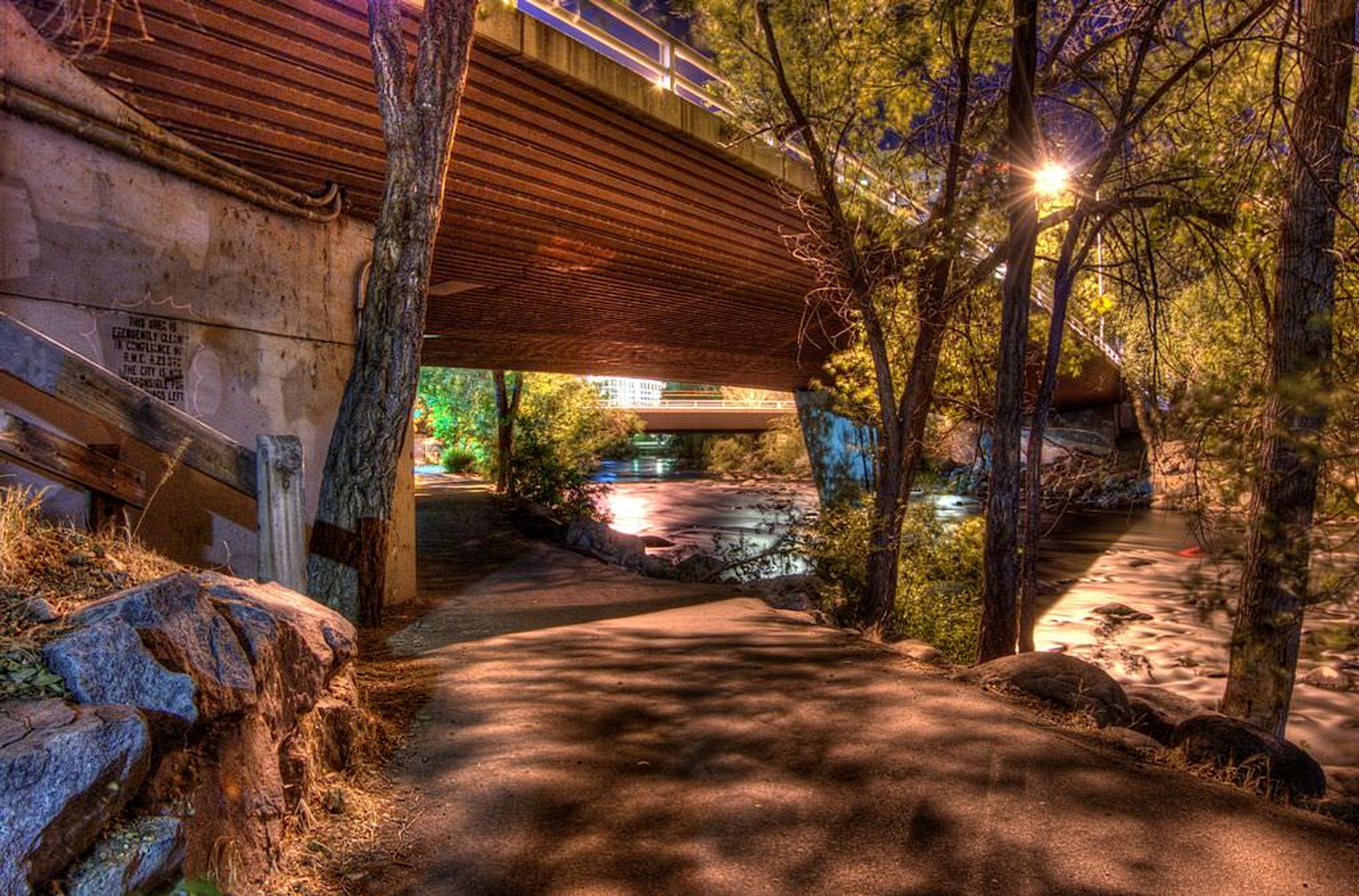 Bridge over Truckee River Trail. Photo by Darron Birgenheier wiki.