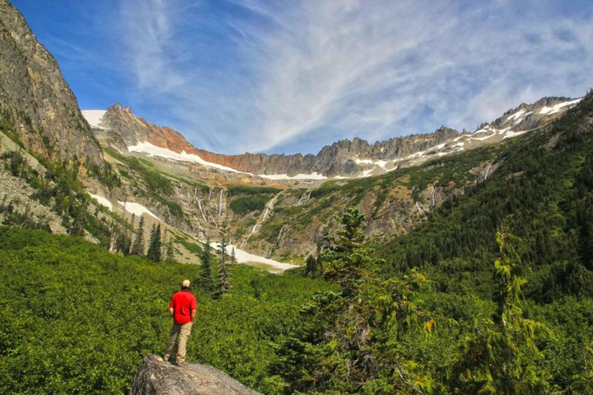 View of the North Cascades. Photo by Andy Porter/NPS.