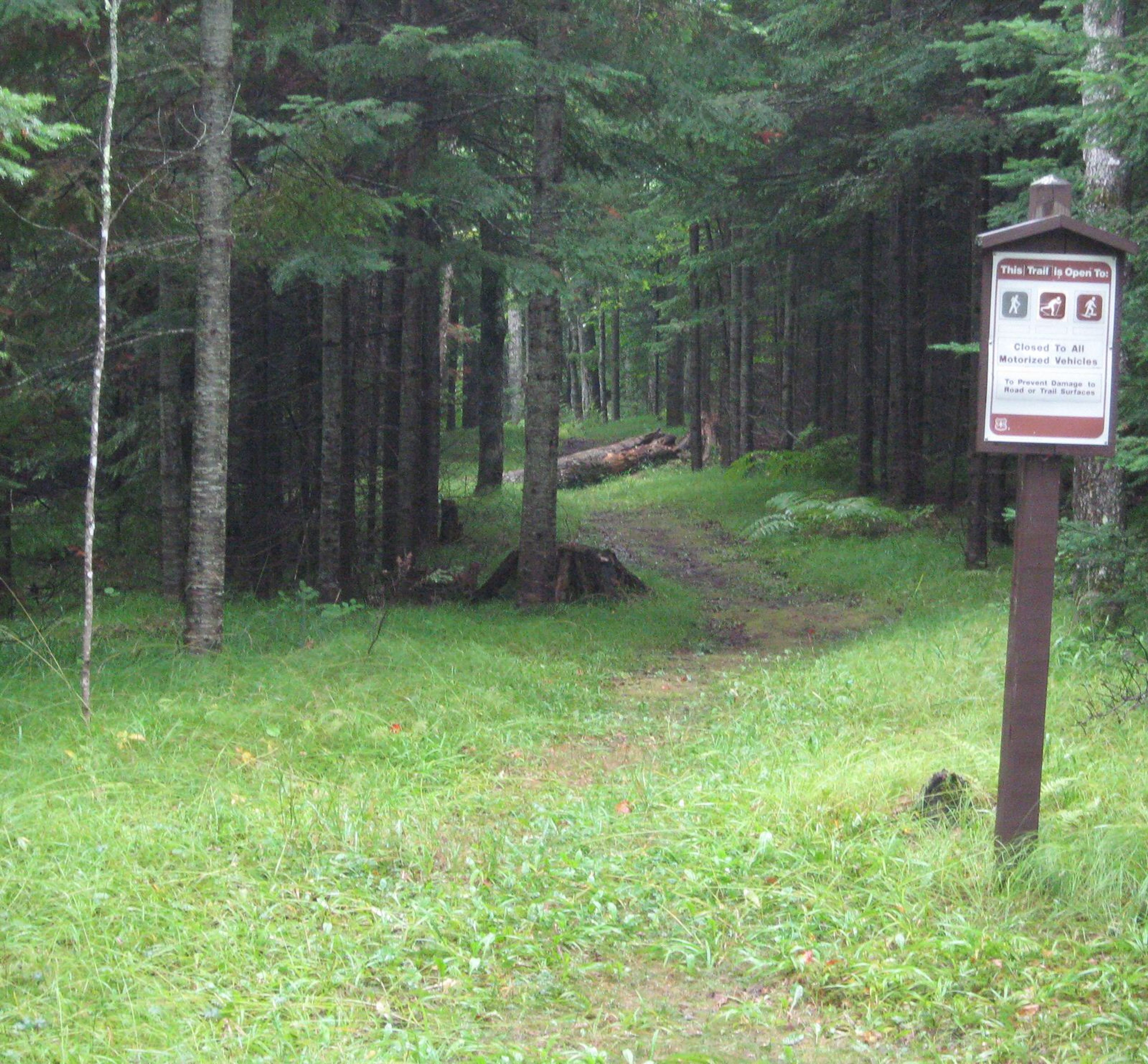 Stateline-Mile Post Zero Trailhead. Photo by USDA Forest Service.