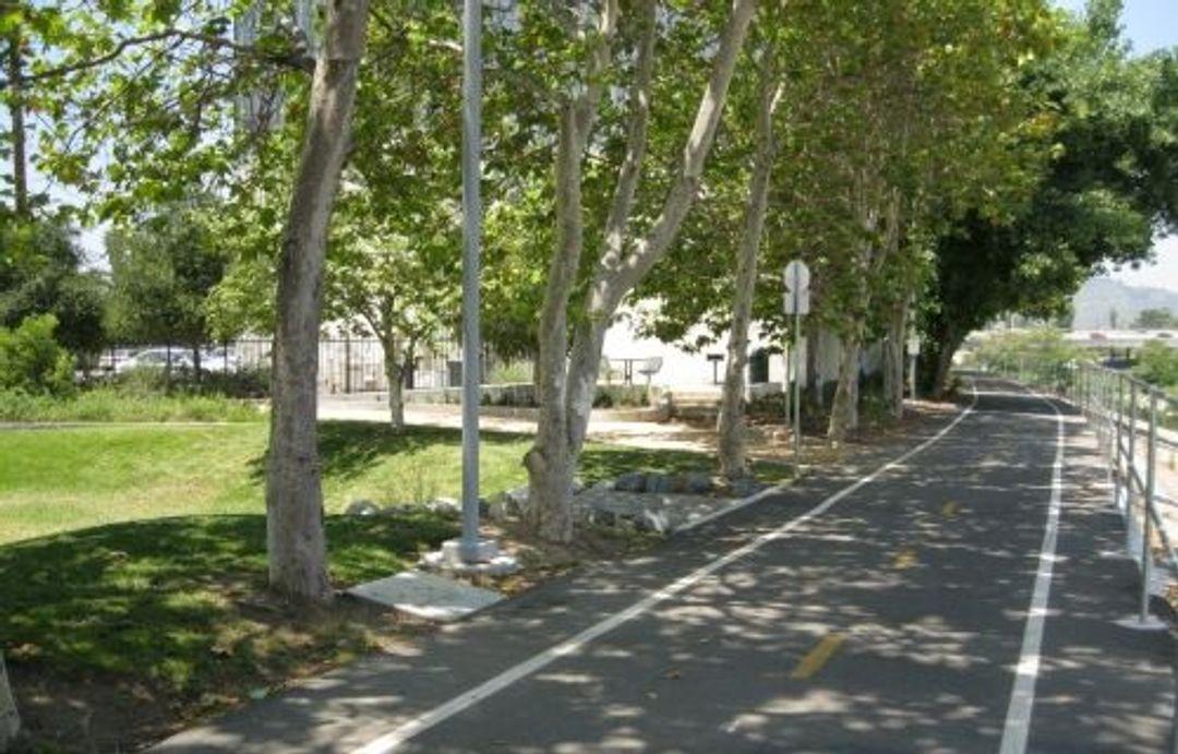 LA River Trail at the SMMC/MRCA Marsh Park