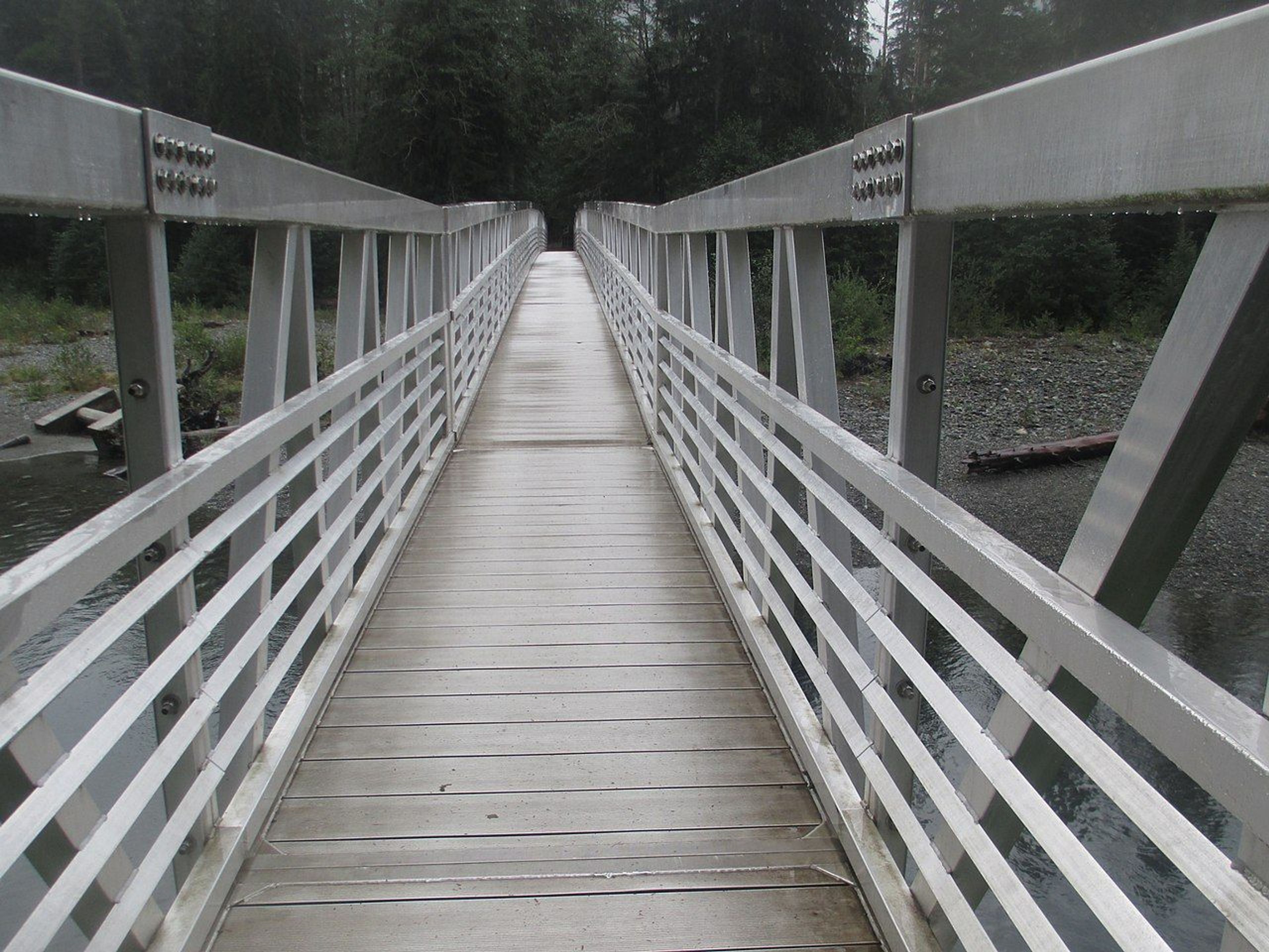 Trail to Big Four Ice Caves. Photo by Robert Ashworth.