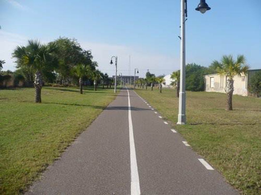 Trail facing Federal Courthouse