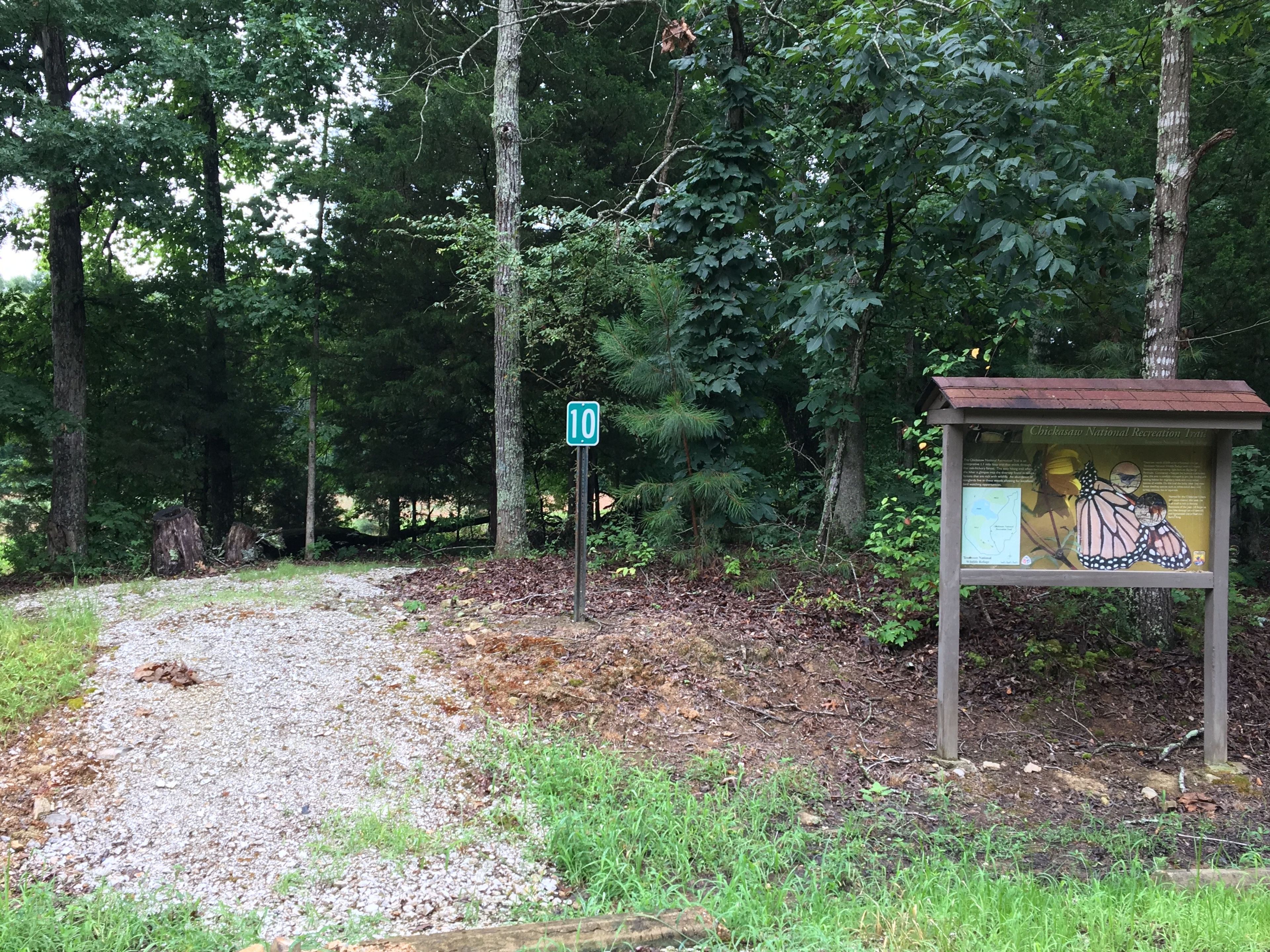 Trailhead kiosk and entrance to Chickasaw Nature Trail. Photo by Donna Kridelbaugh.