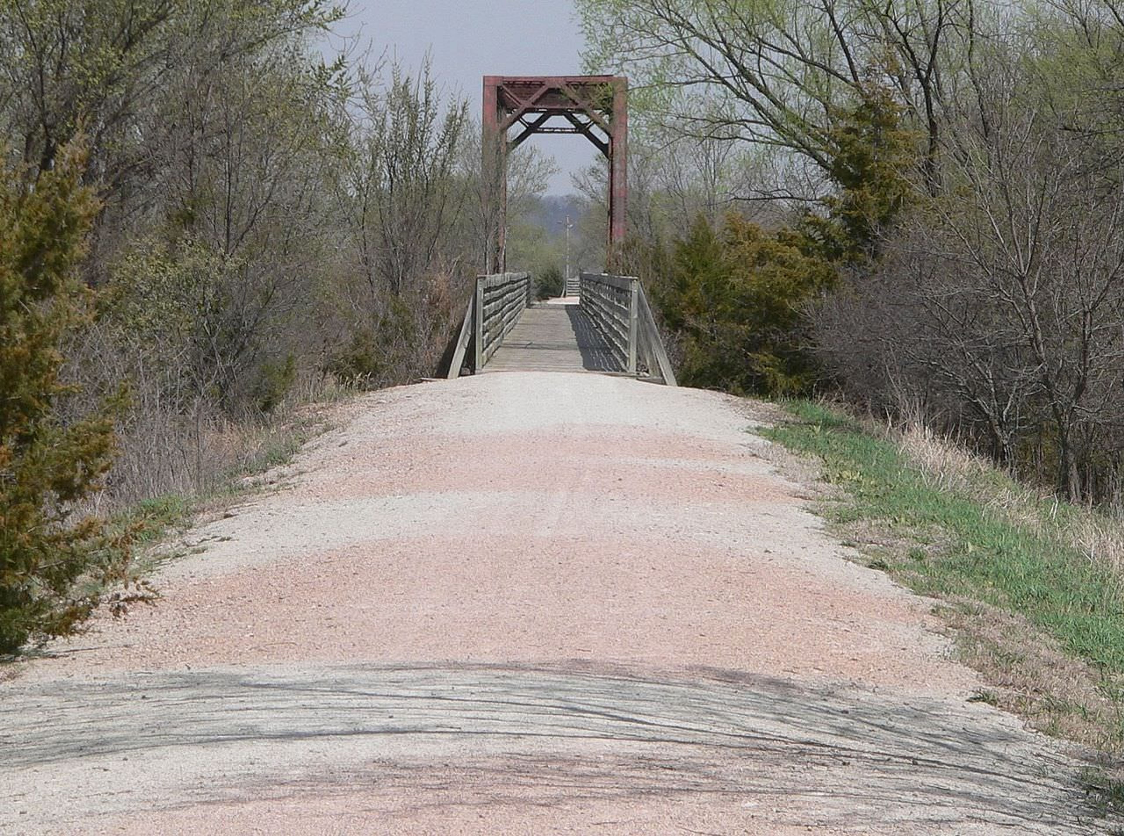 The Cowboy Trail crossing the Elkhorn River west of Broken Bridge Road. Photo by Ammodramus/wiki.