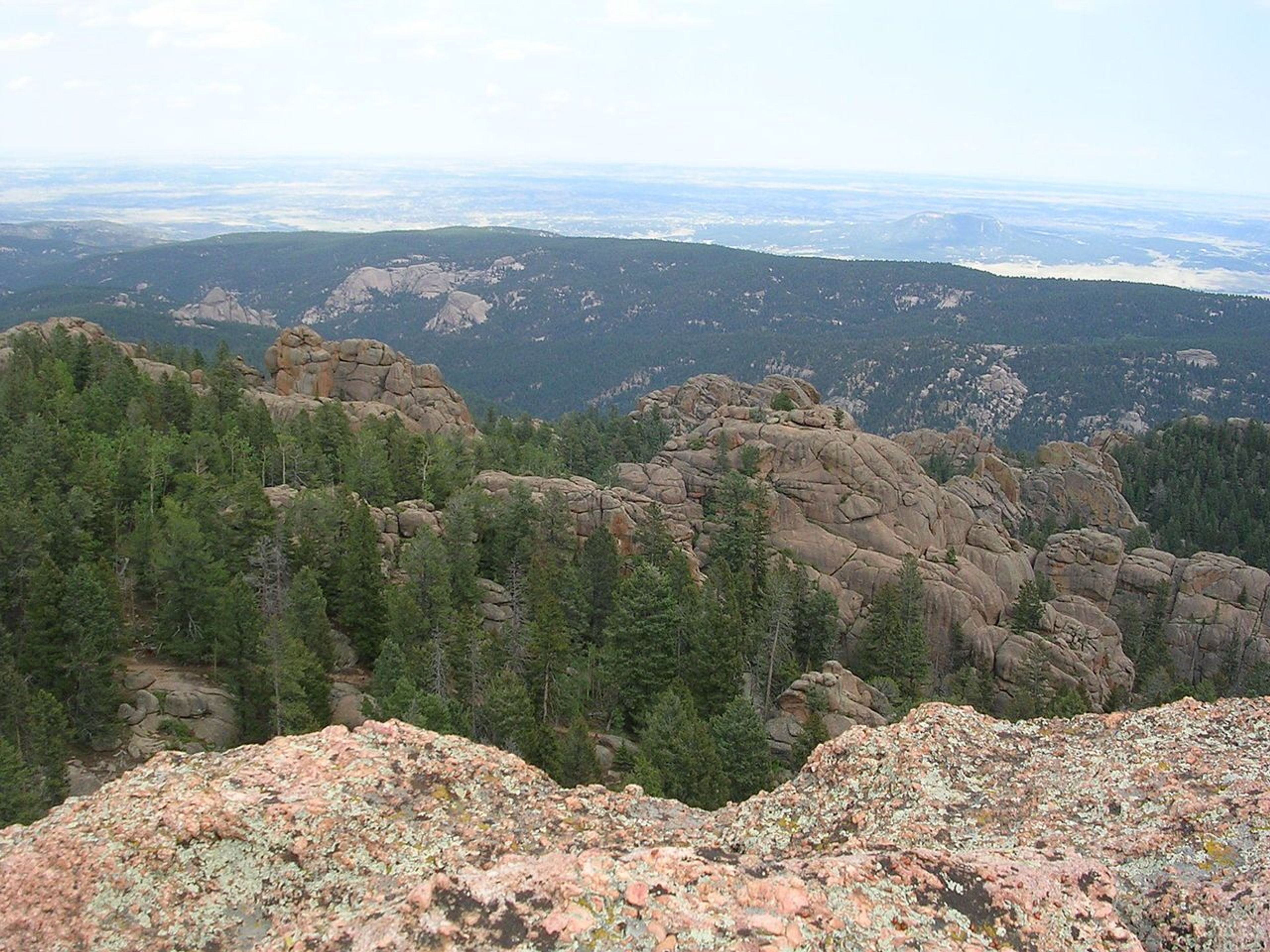 The view from the Devil's Head Lookout. Photo by Glennfcowan/wiki.