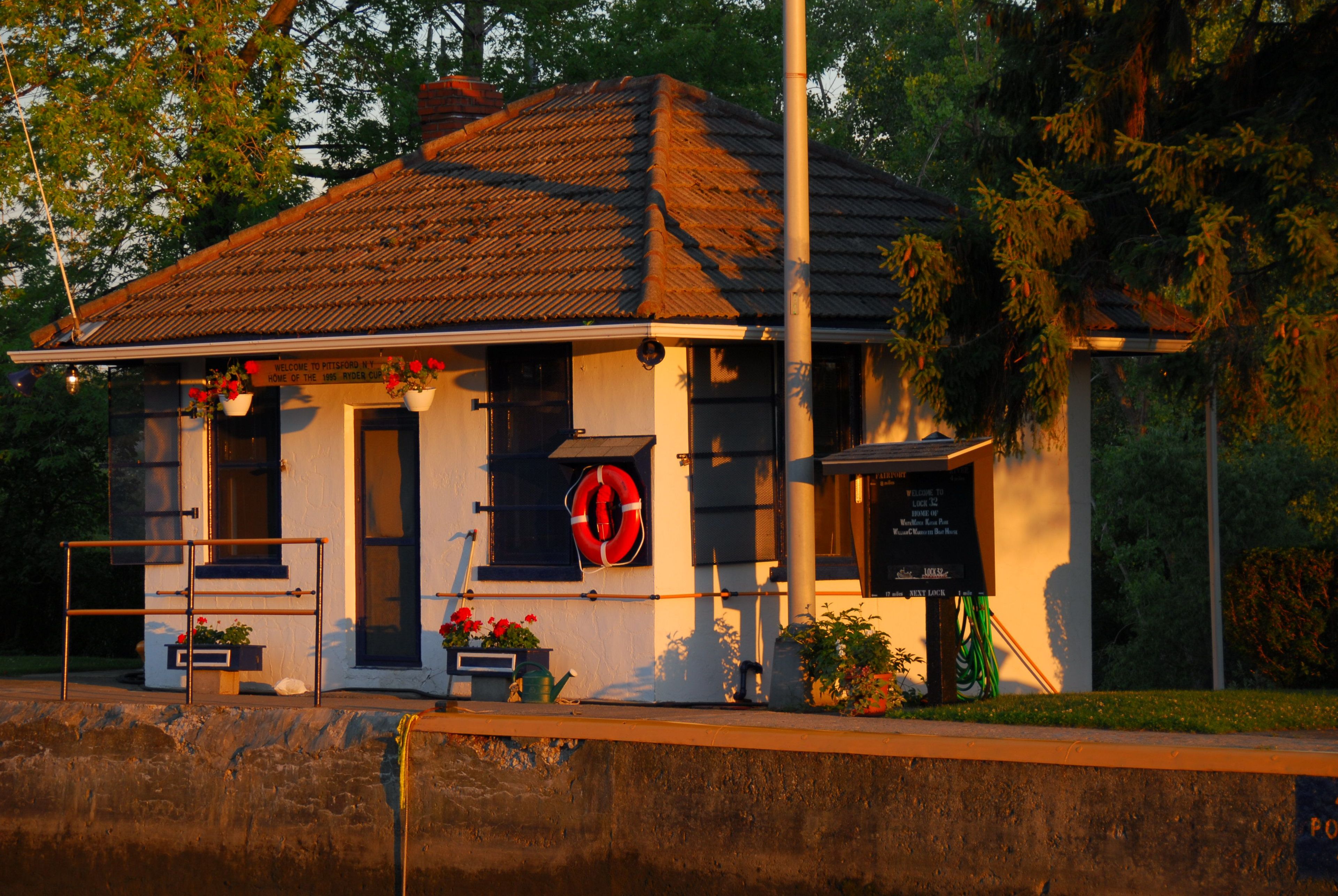 Lock 32 Depot. Photo by Michael R. King.