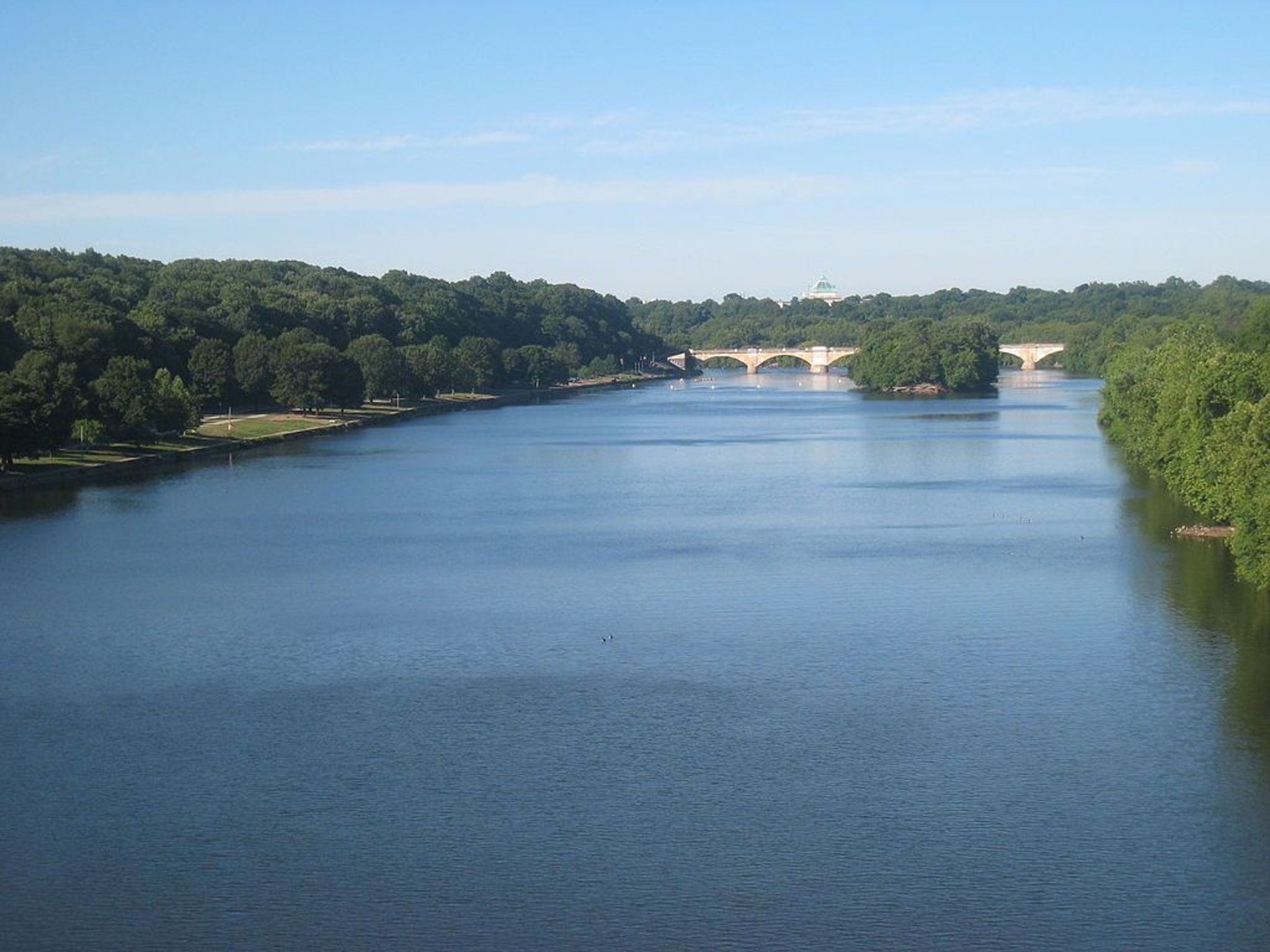 The Schuylkill River runs through Fairmount Park in the heart of Philadelphia. Photo by Ngilmour3/wiki.