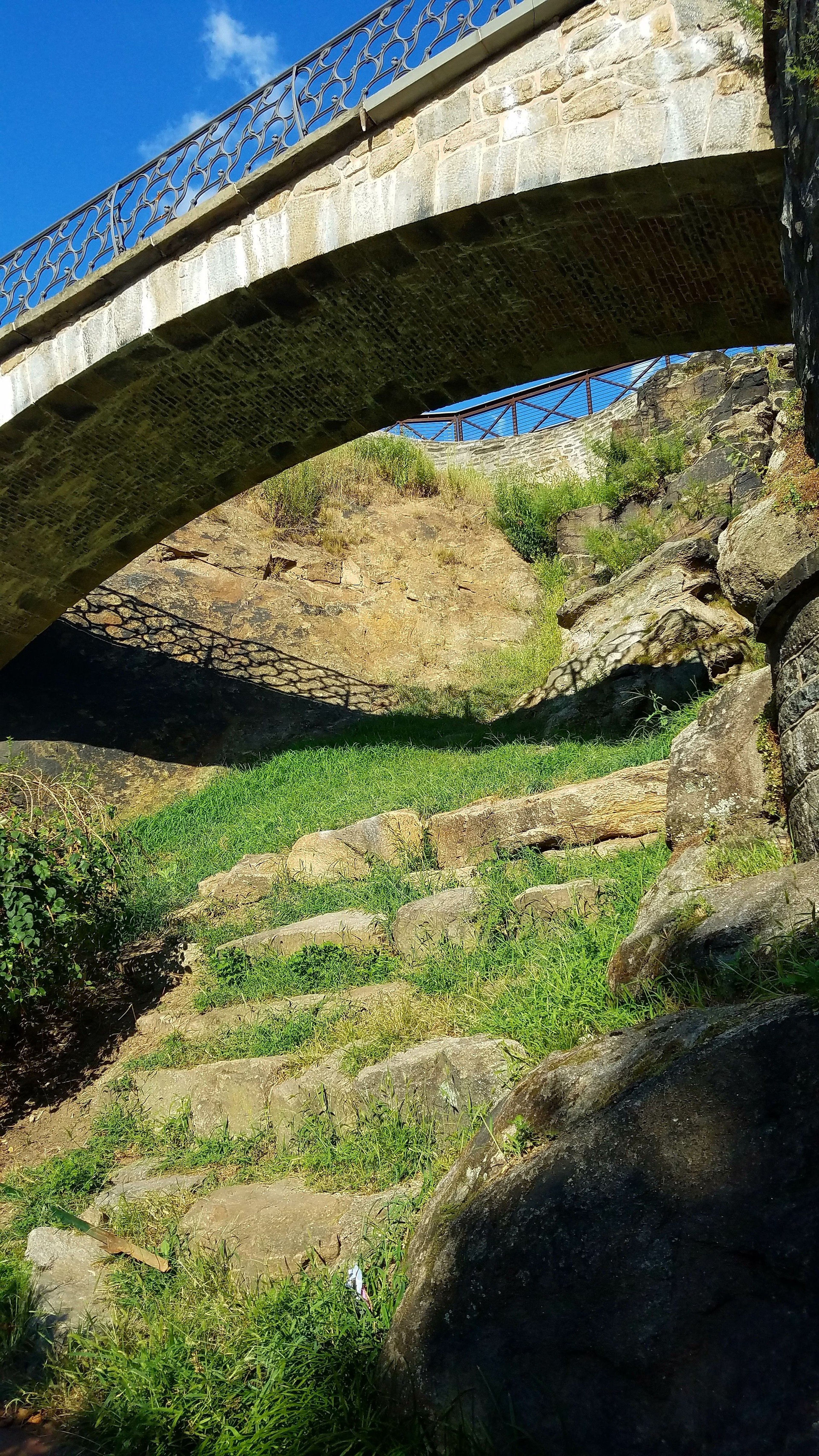 Bridge in Fairmount Park. Photo by Yasmeen Elmelige/wiki.