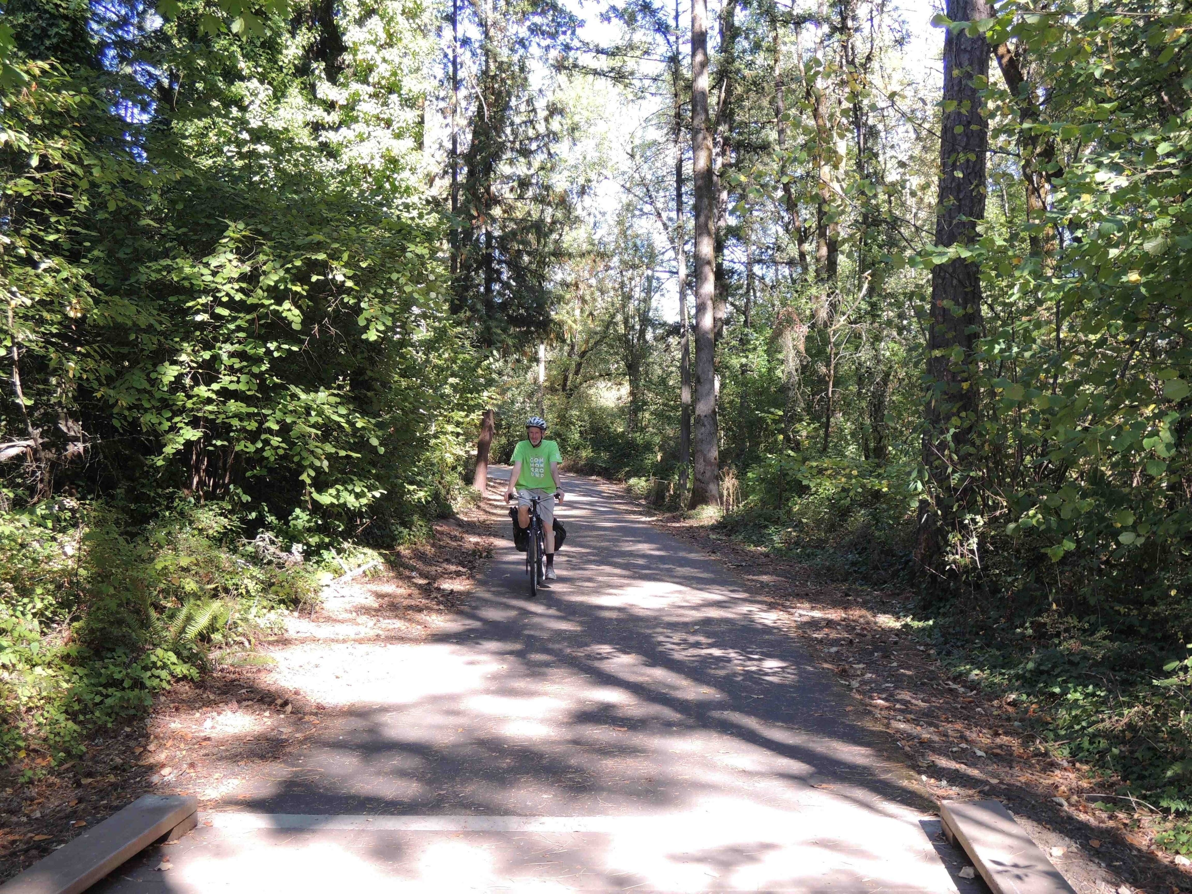 fanno_creek_tree_tunnel.jpg